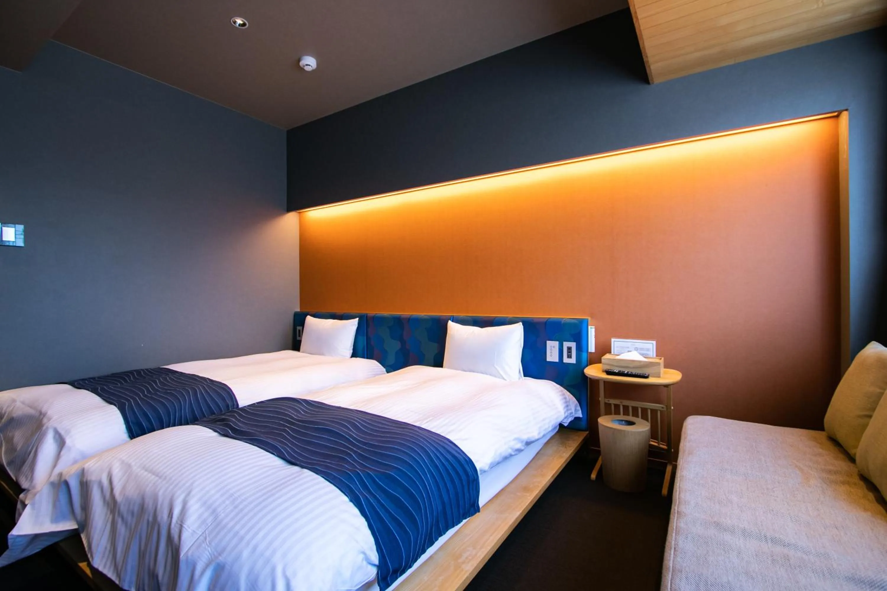 Bed in THE MACHIYA SHINSEN-EN