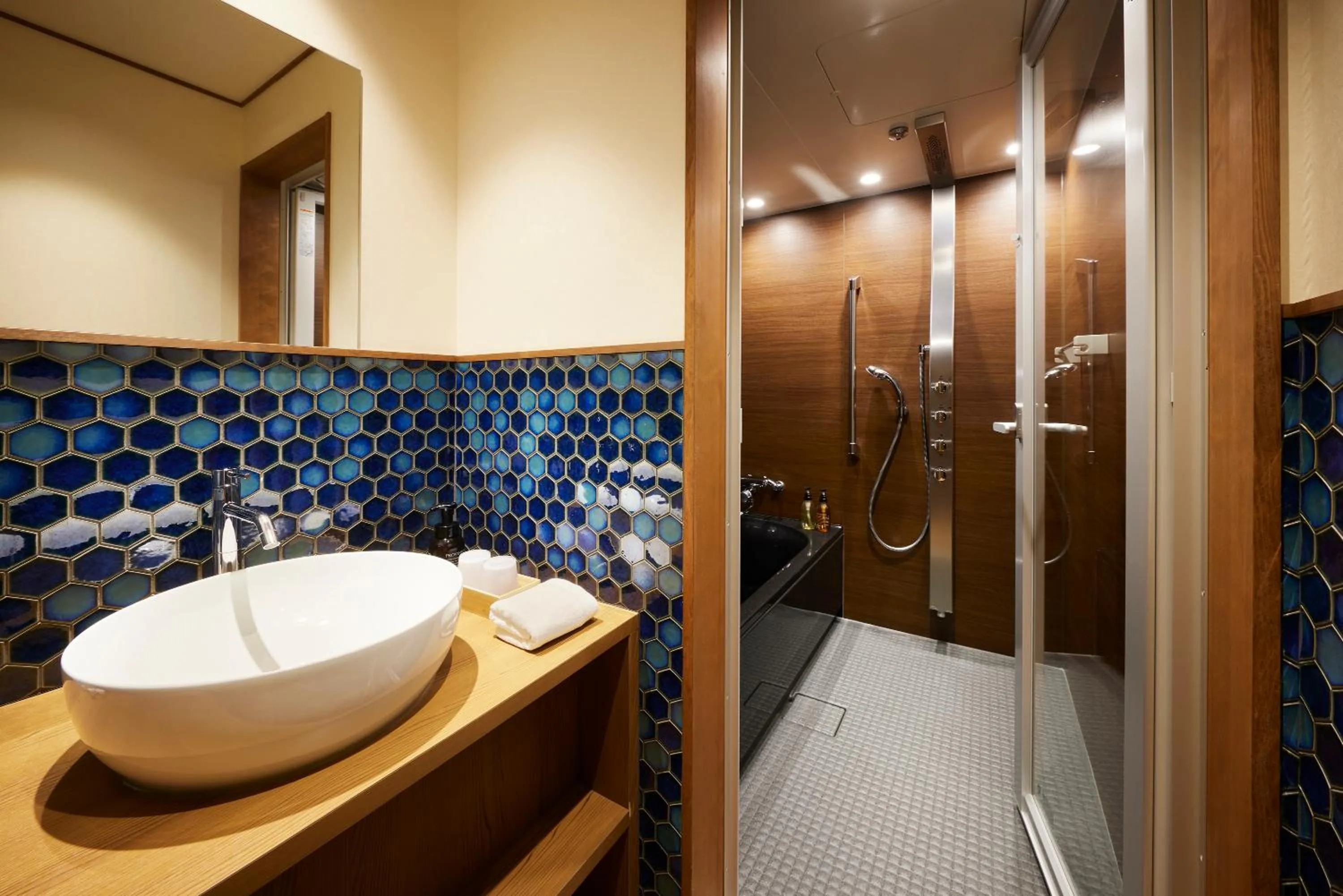 Bathroom in Minn Nijo-jo