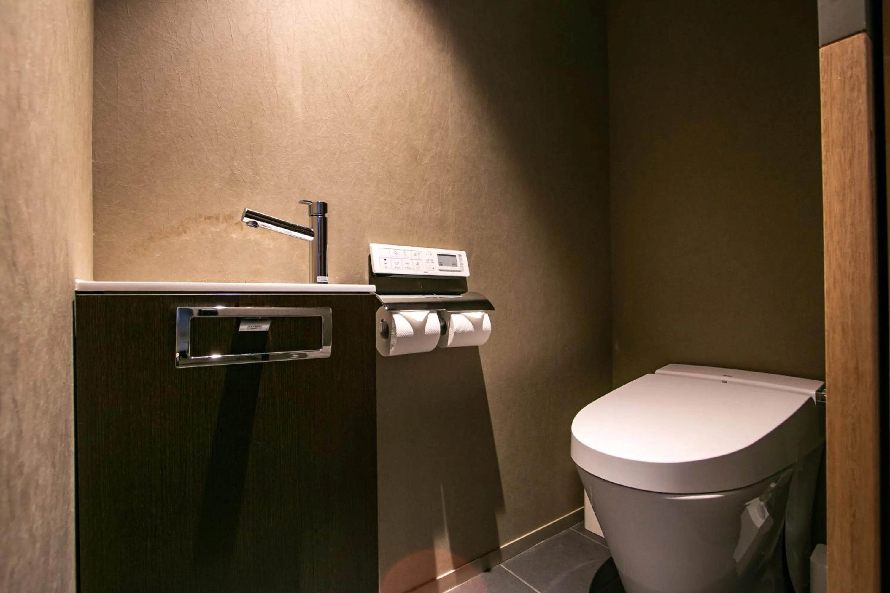 Toilet, Kitchen/Kitchenette in THE MACHIYA SHINSEN-EN