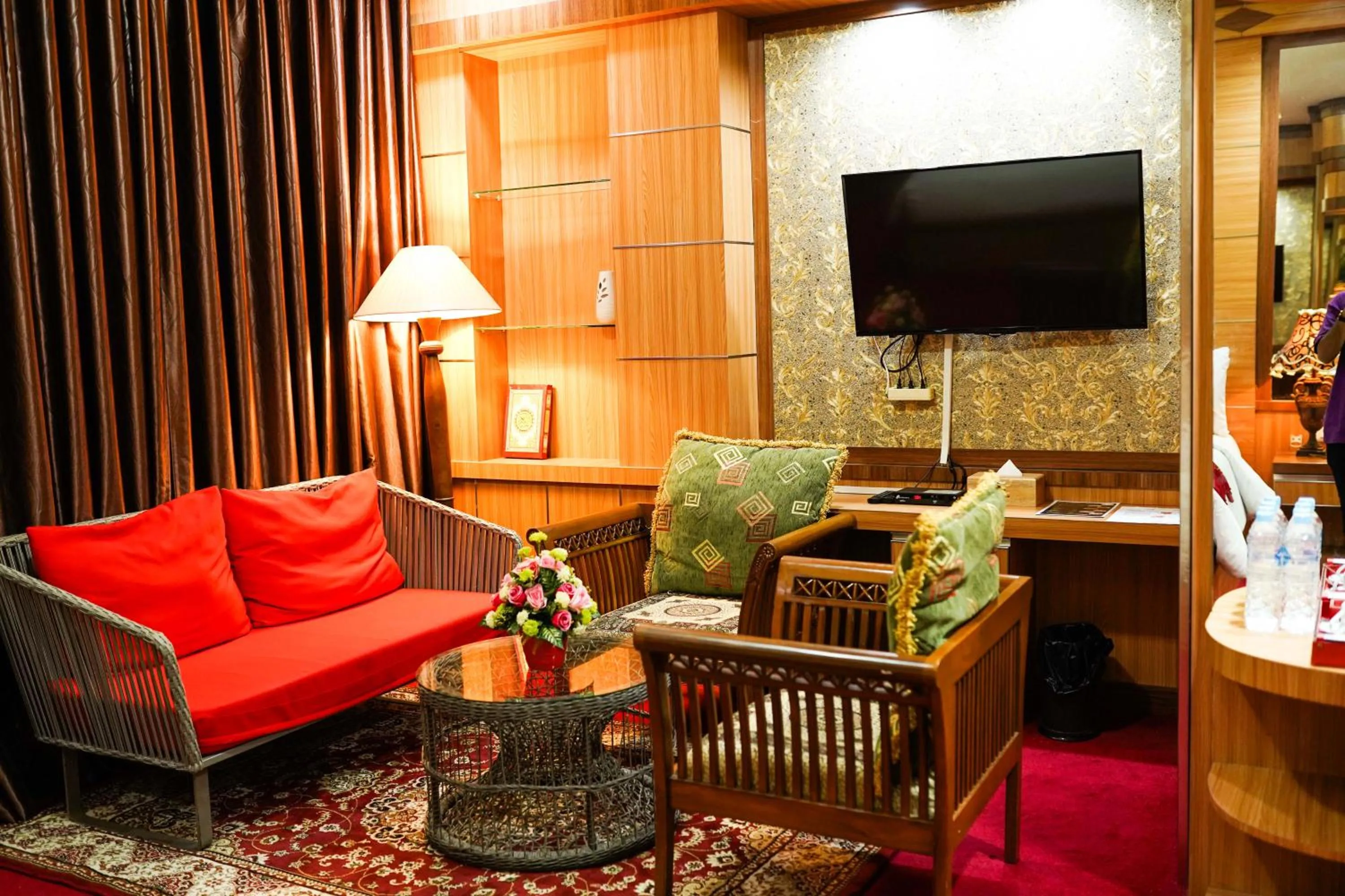 Grand Buana Lestari Hotel