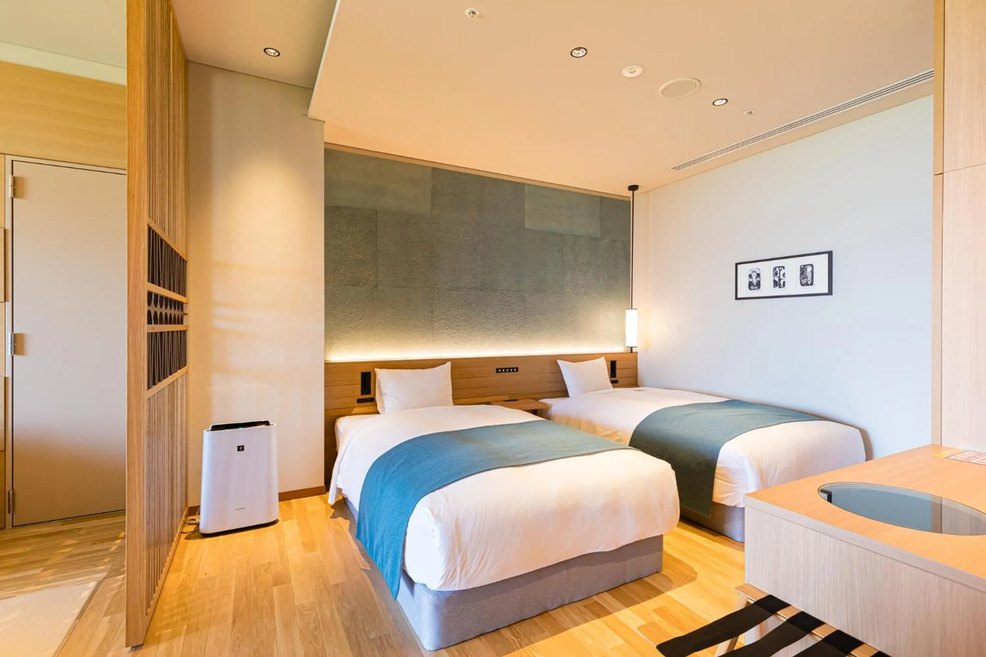 Bed in Lake Toya Tsuruga Resort HIKARINOUTA