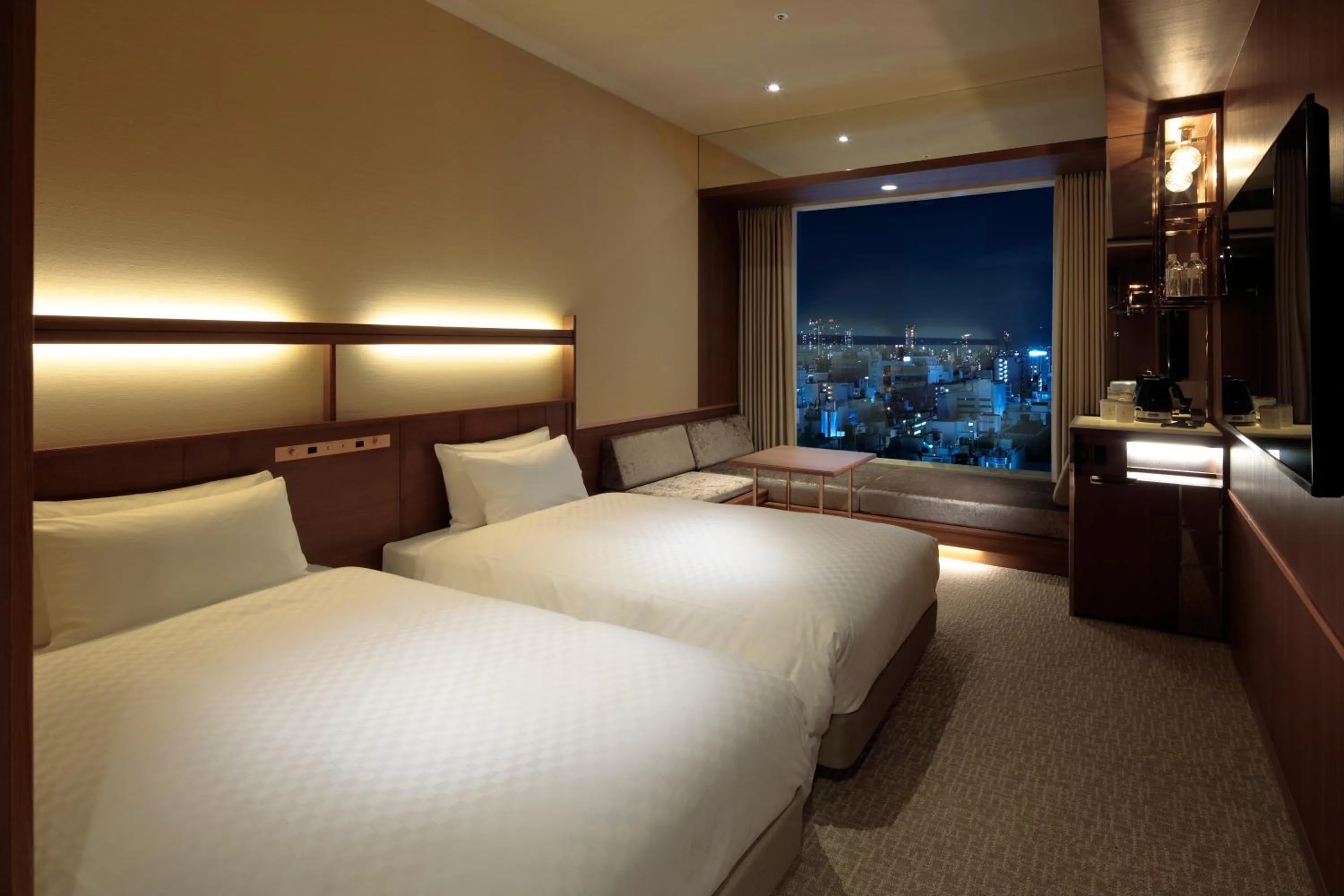 Bed in Candeo Hotels Osaka Shinsaibashi