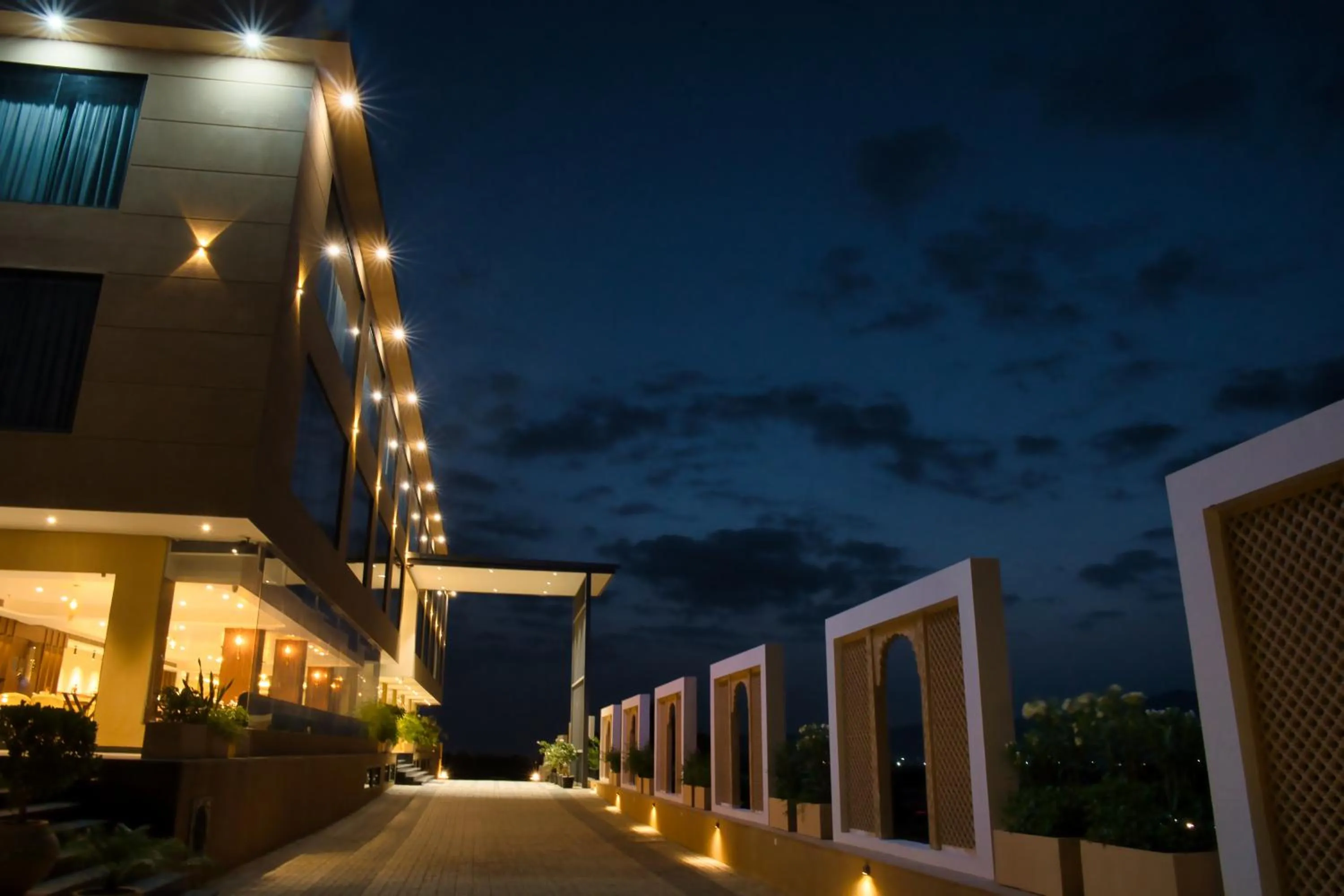 Facade/entrance in Sterling Pushkar