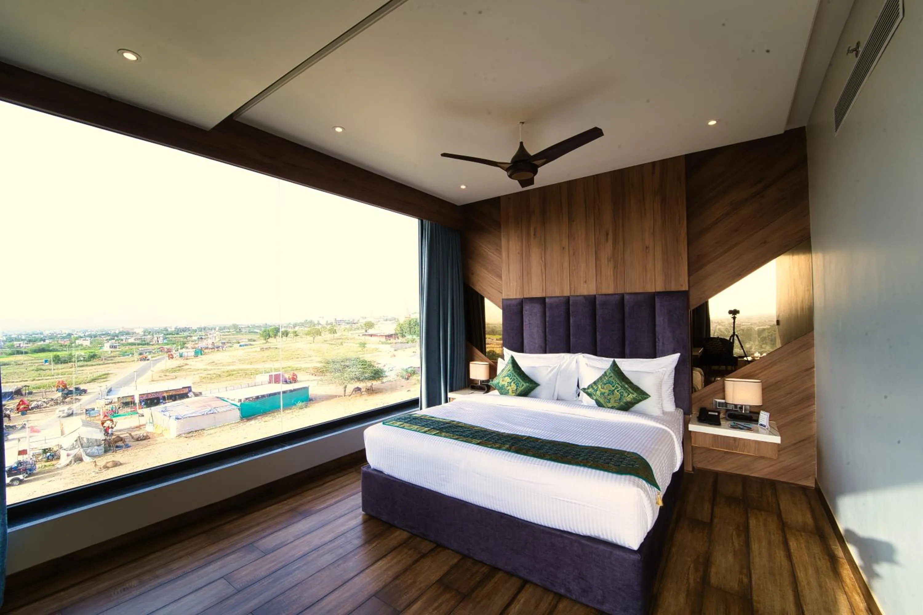 Photo of the whole room, Bed in Sterling Pushkar