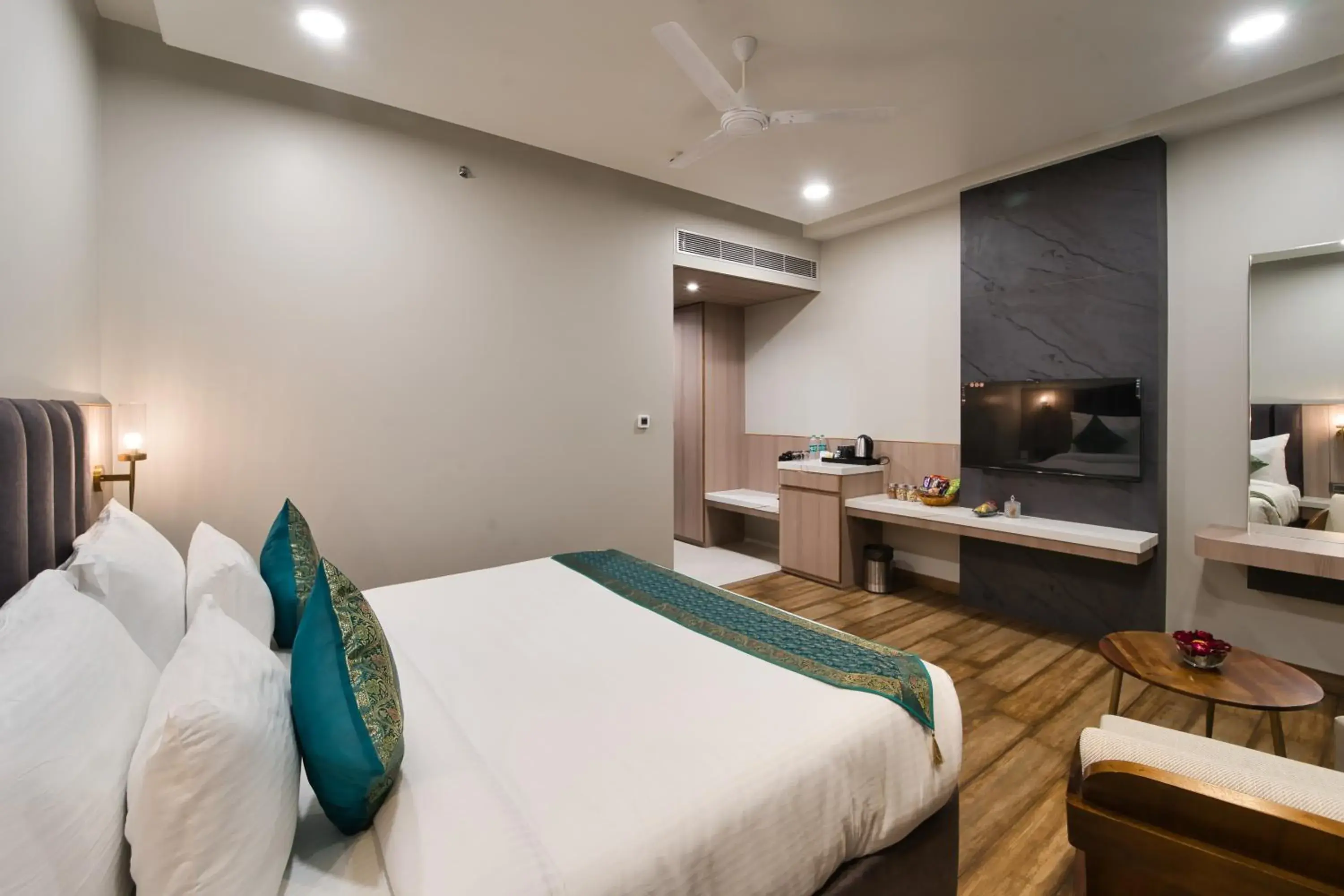 Photo of the whole room, Bed in Sterling Pushkar Photo of the whole room, Bed in Sterling Pushkar