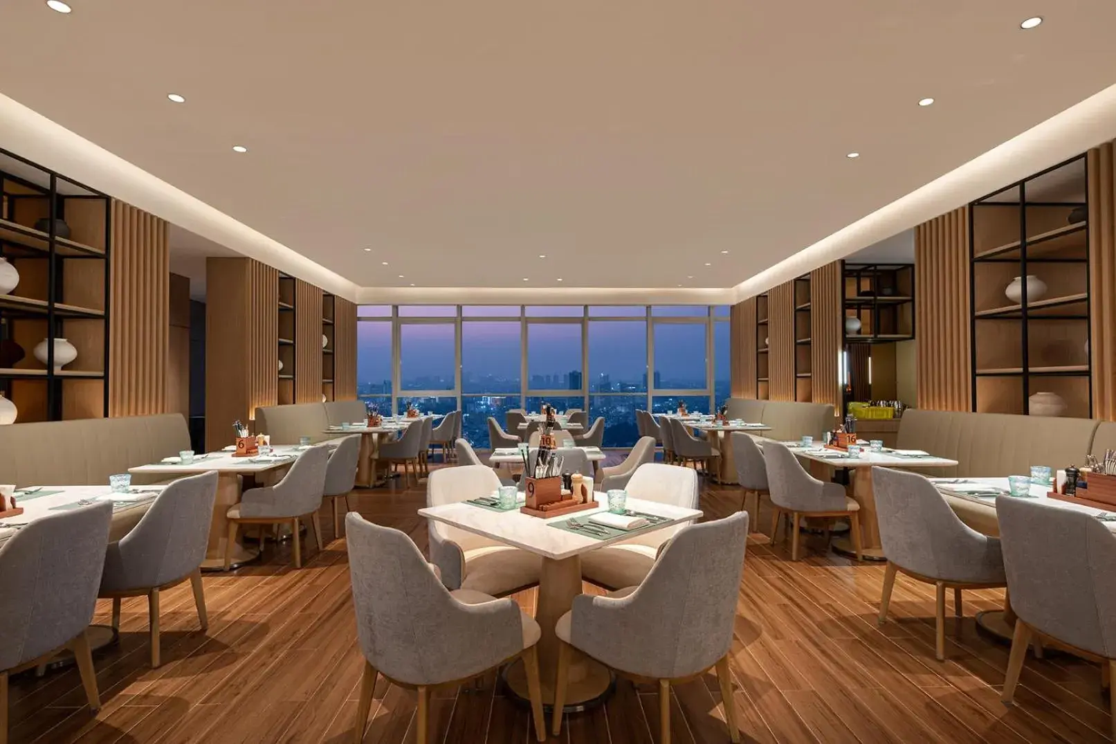 Restaurant/places to eat in Wyndham Hotel Guangzhou Huangbian Metro Branch - Free shuttle bus to Canton Fair Restaurant/places to eat in Wyndham Hotel Guangzhou Huangbian Metro Branch - Free shuttle bus to Canton Fair