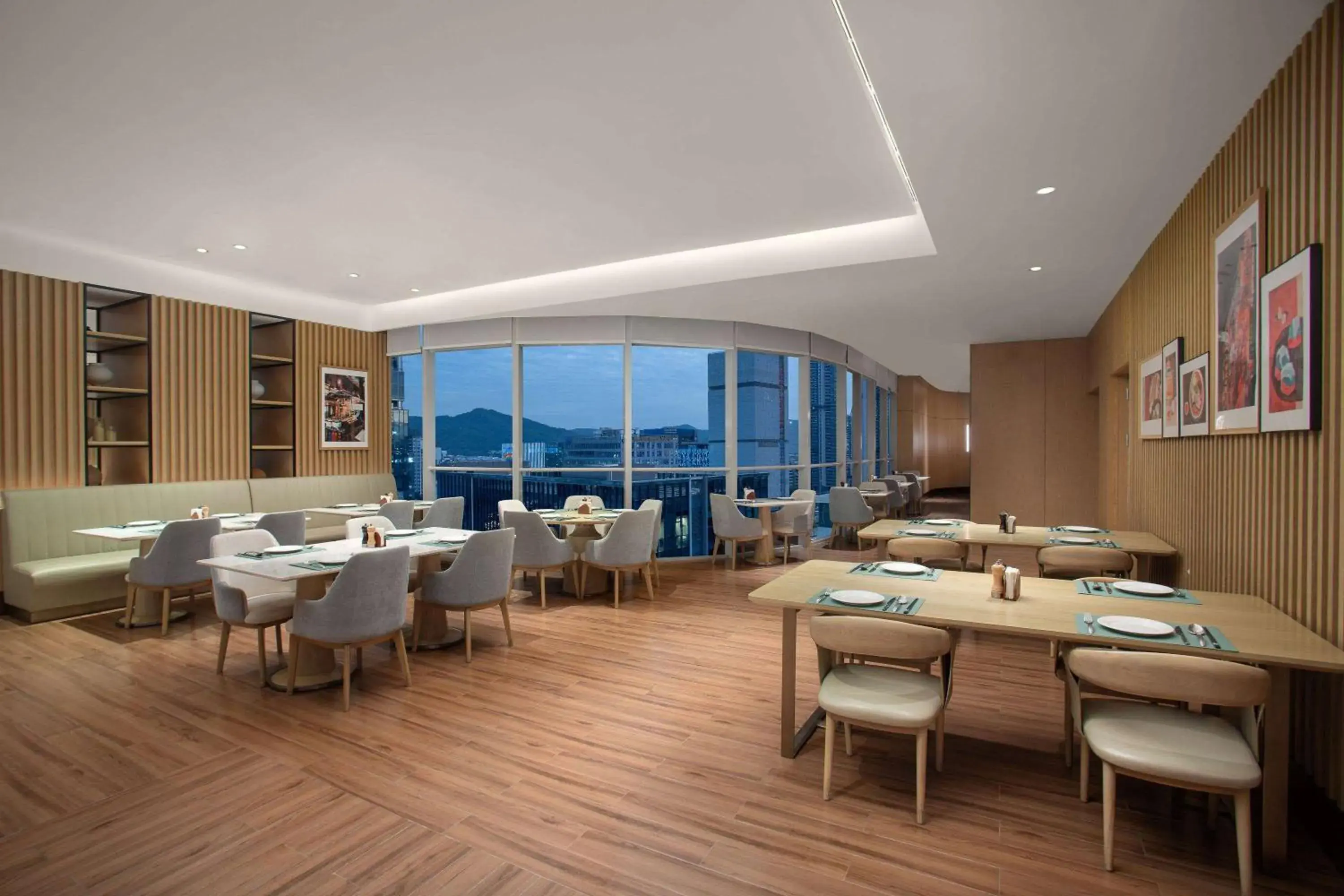 Restaurant/places to eat in Wyndham Guangzhou Baiyun Mountain Restaurant/places to eat in Wyndham Guangzhou Baiyun Mountain