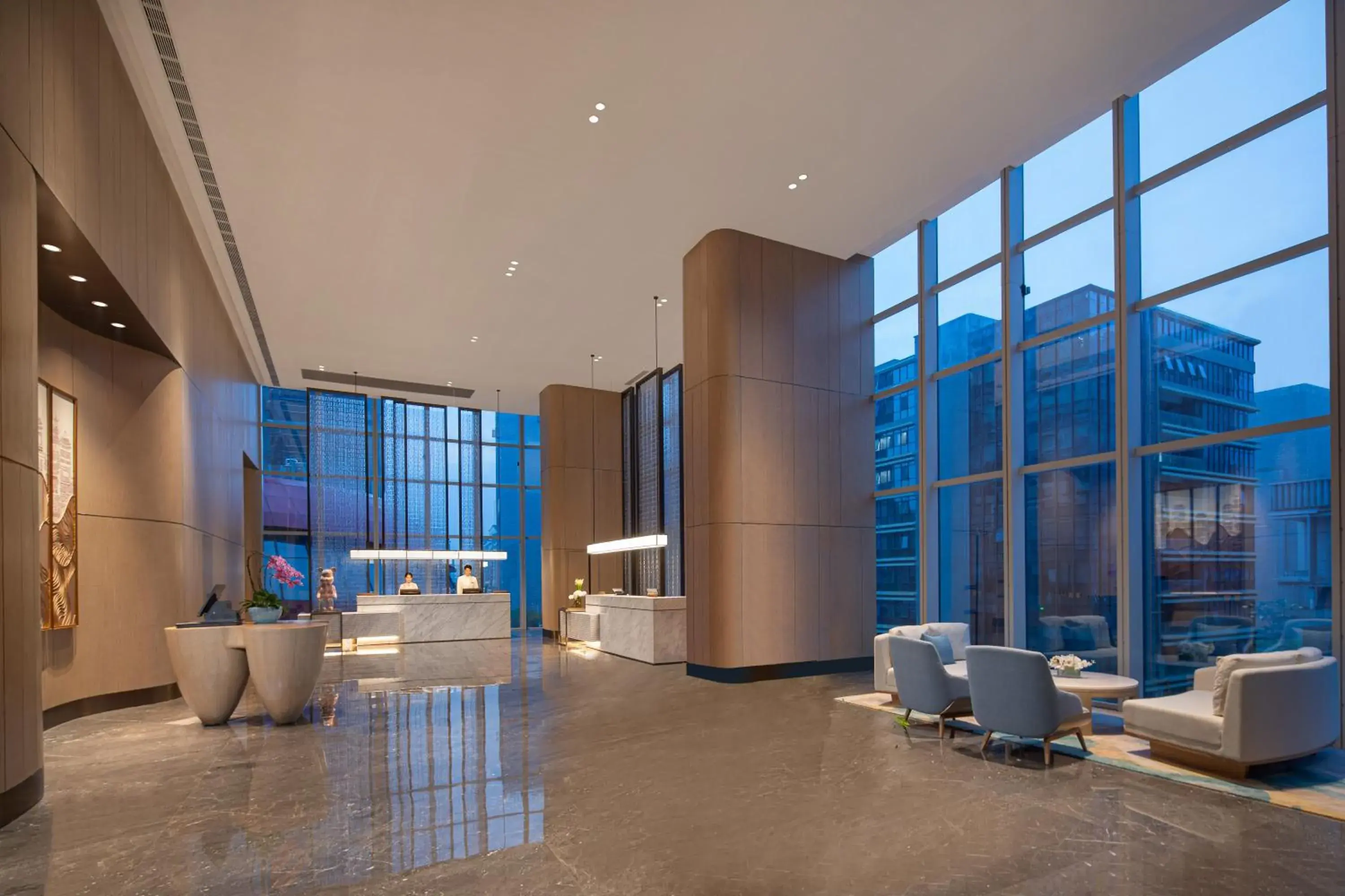 Lobby or reception in Wyndham Hotel Guangzhou Huangbian Metro Branch - Free shuttle bus to Canton Fair Lobby or reception in Wyndham Hotel Guangzhou Huangbian Metro Branch - Free shuttle bus to Canton Fair