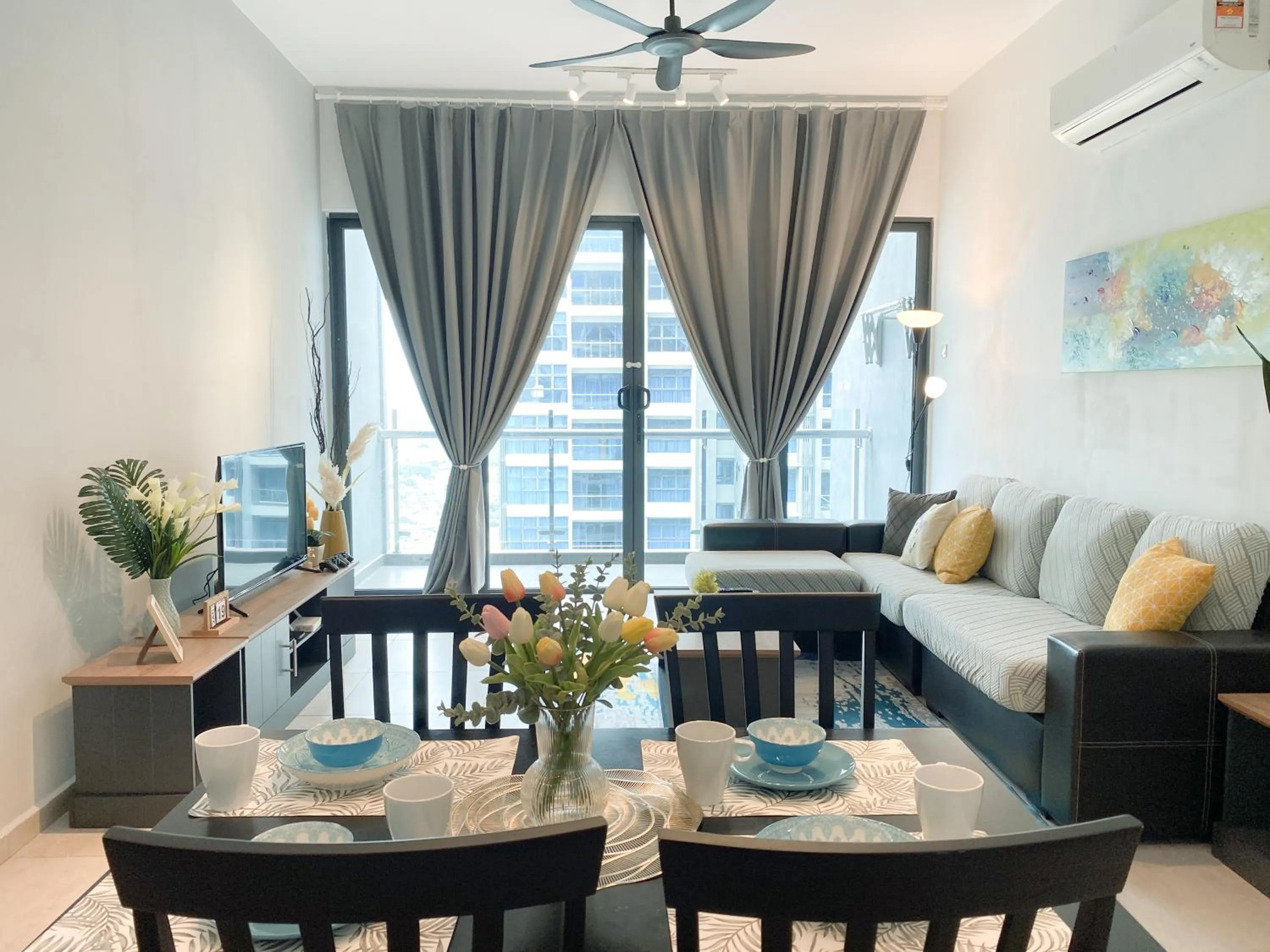 Living room in Atlantis Residences Melaka by BetaStay