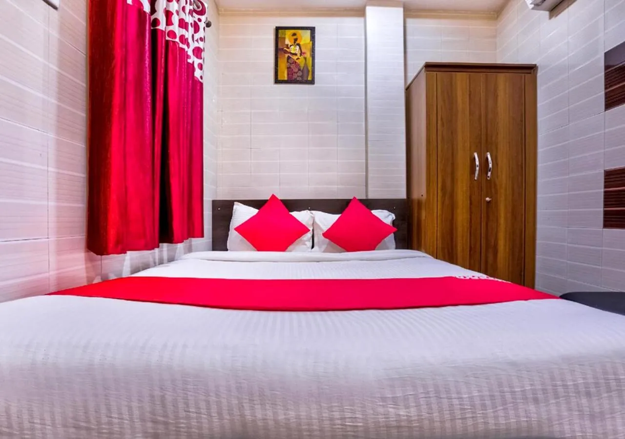 Bedroom, Bed in Chellam Residency