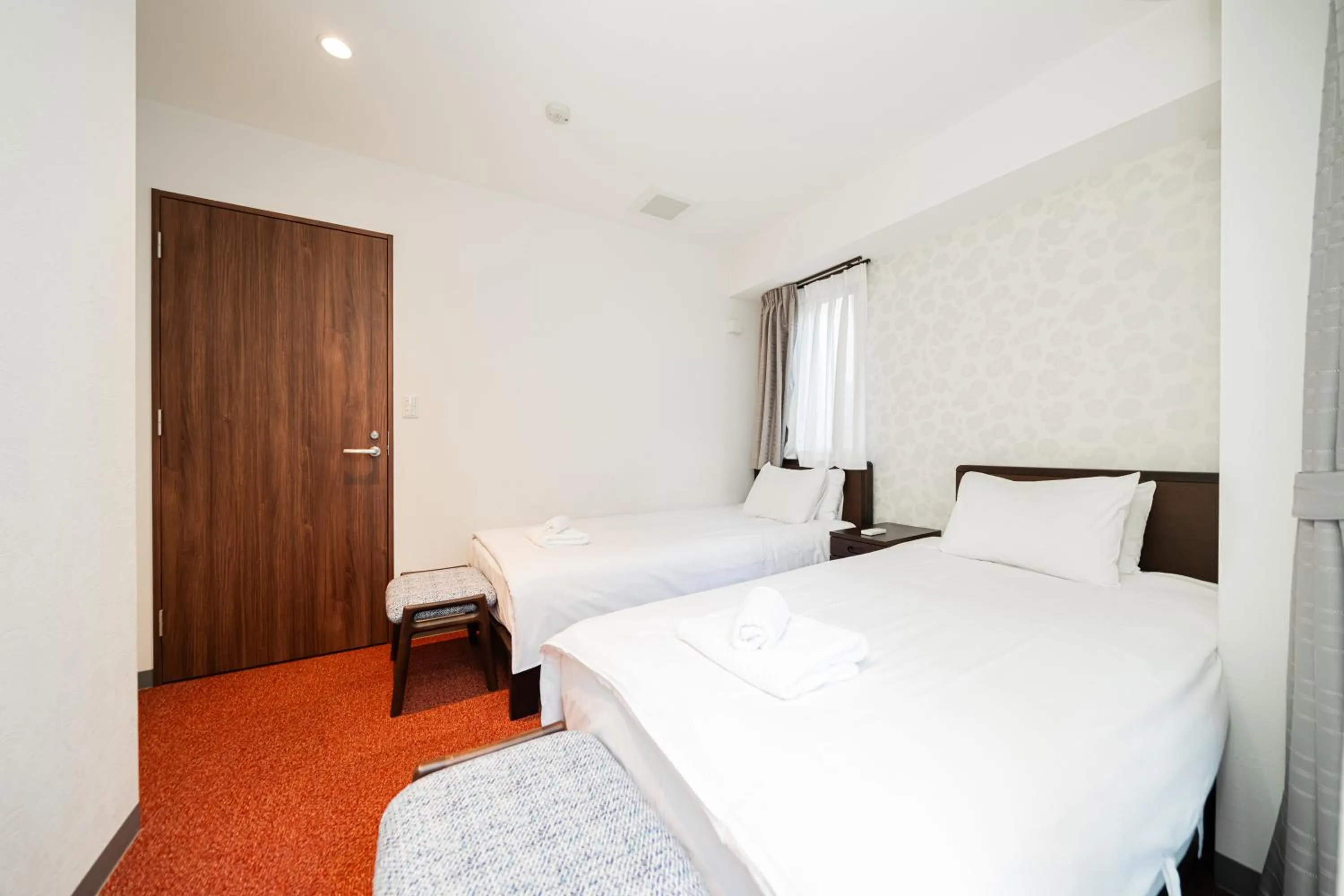 Bed in Serorin Light Hotel Tokyo