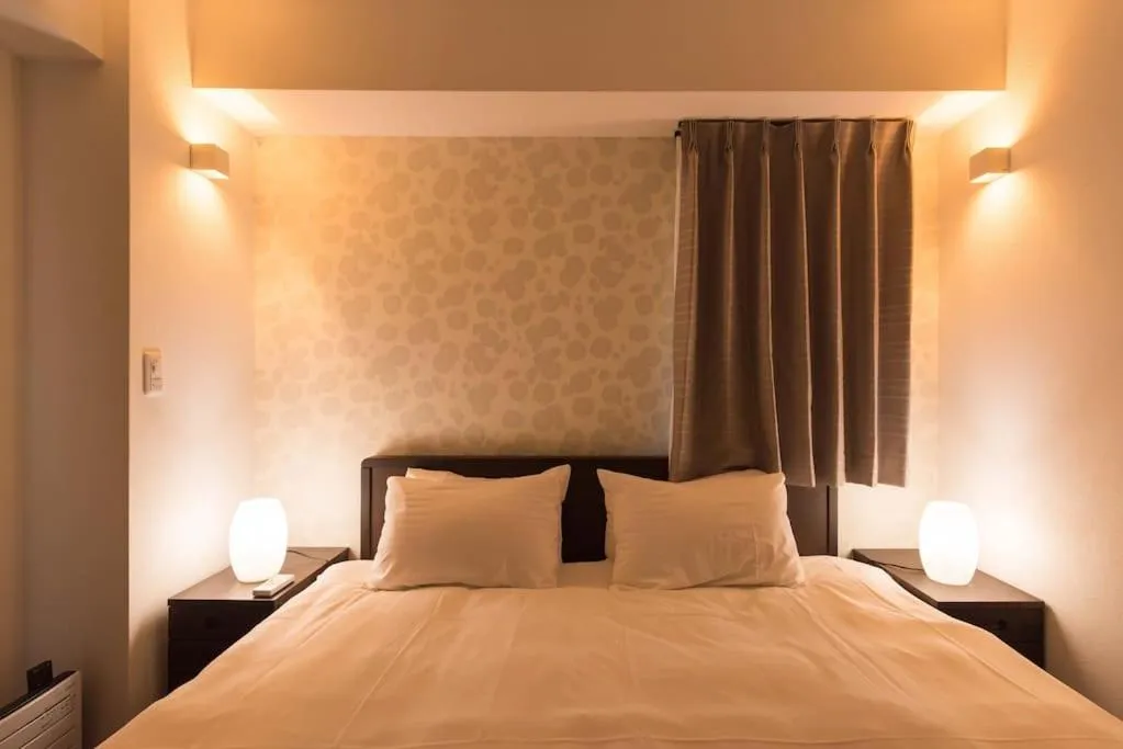 Photo of the whole room, Bed in Serorin Light Hotel Tokyo