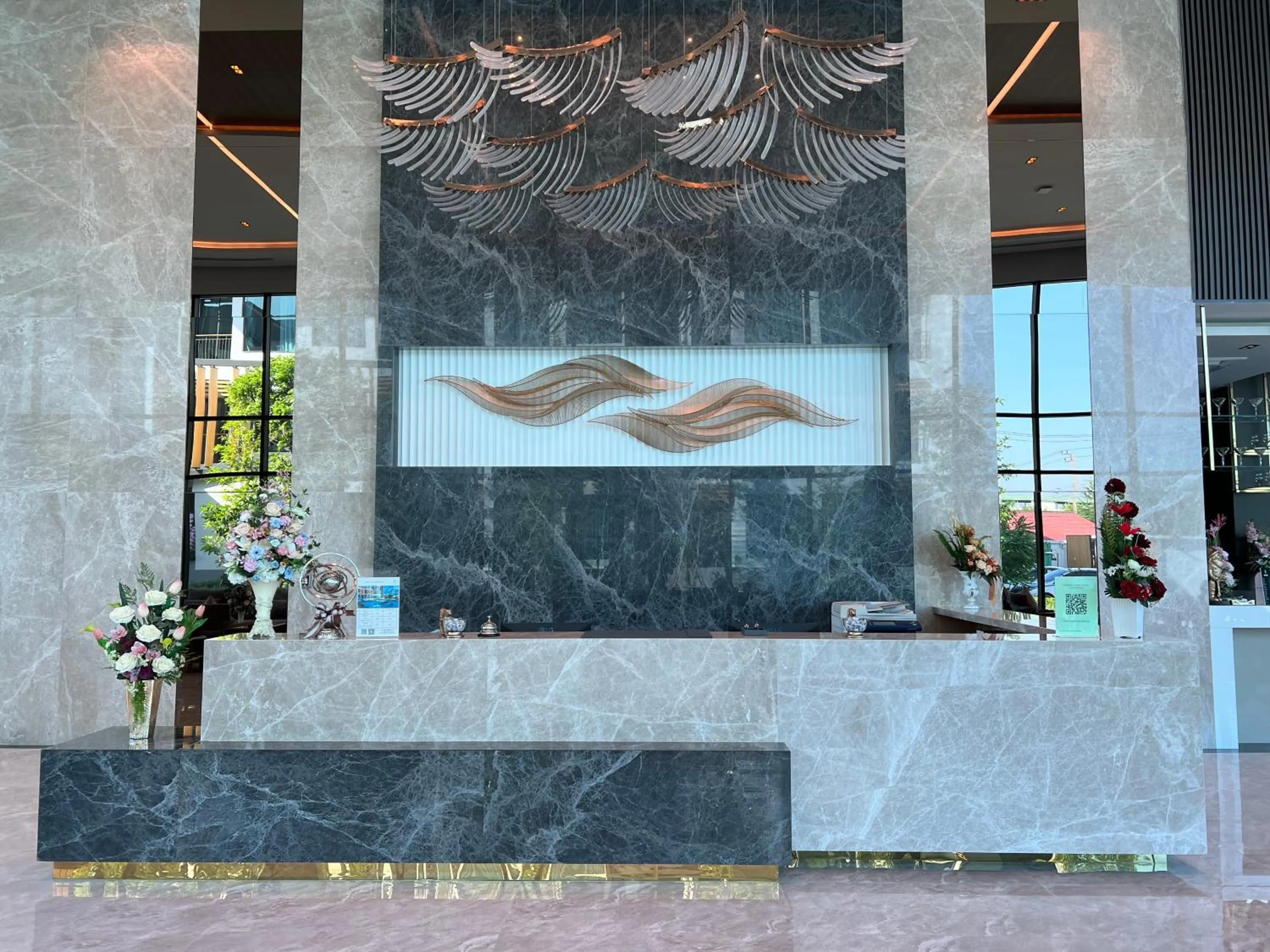 Lobby or reception in Crystal Srivaree Suvarnabhumi Hotel