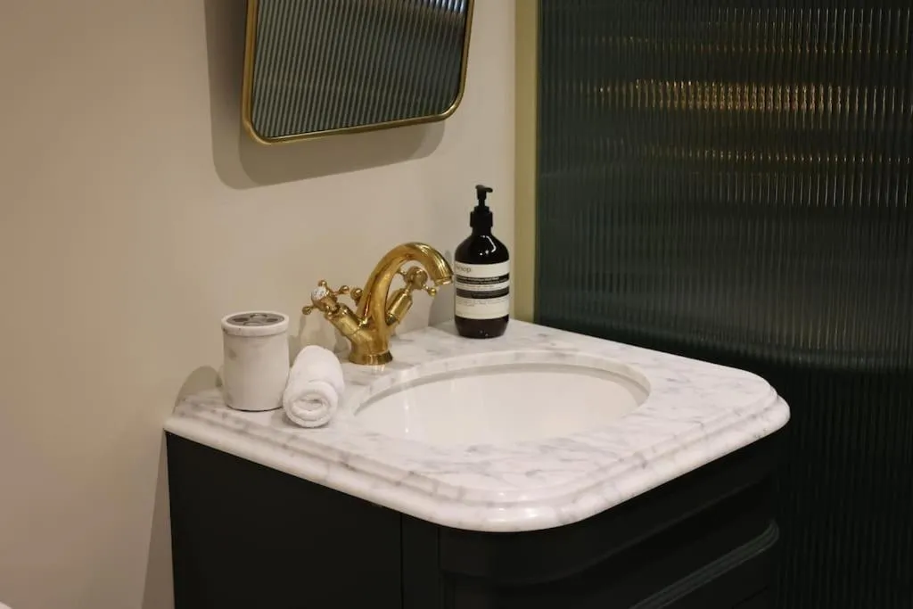 Bathroom in Brand new Georgian flat in Bath