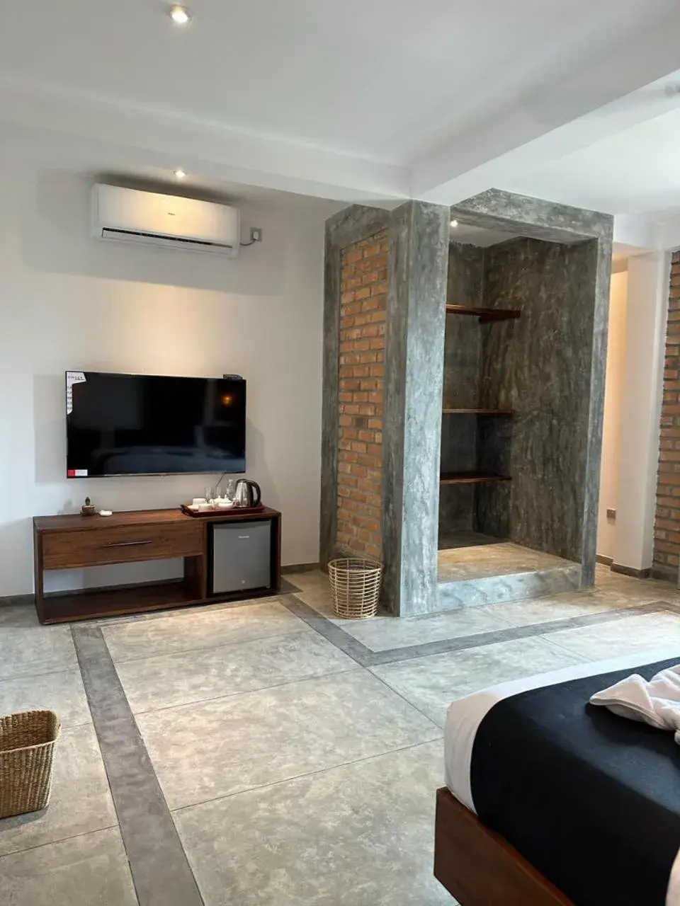 TV and multimedia, Bed in Ami Mirissa TV and multimedia, Bed in Ami Mirissa