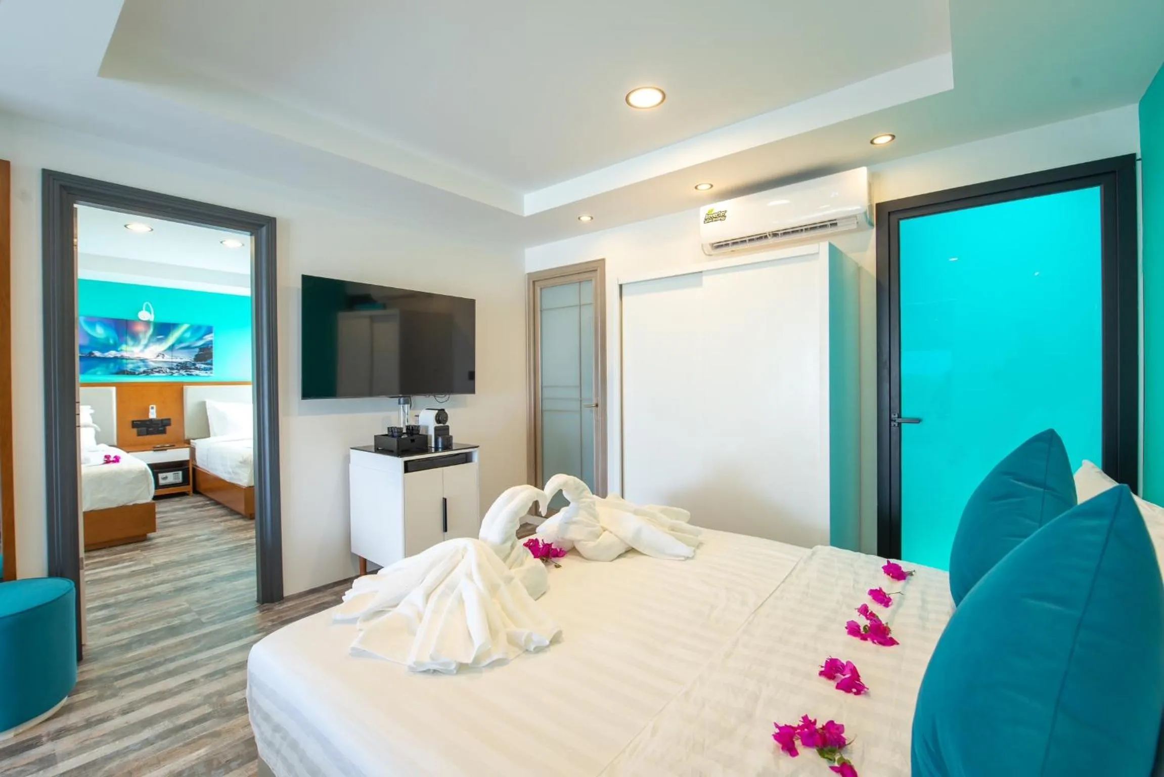 Coffee/tea facilities, Bed in FUNPLACE BEACH