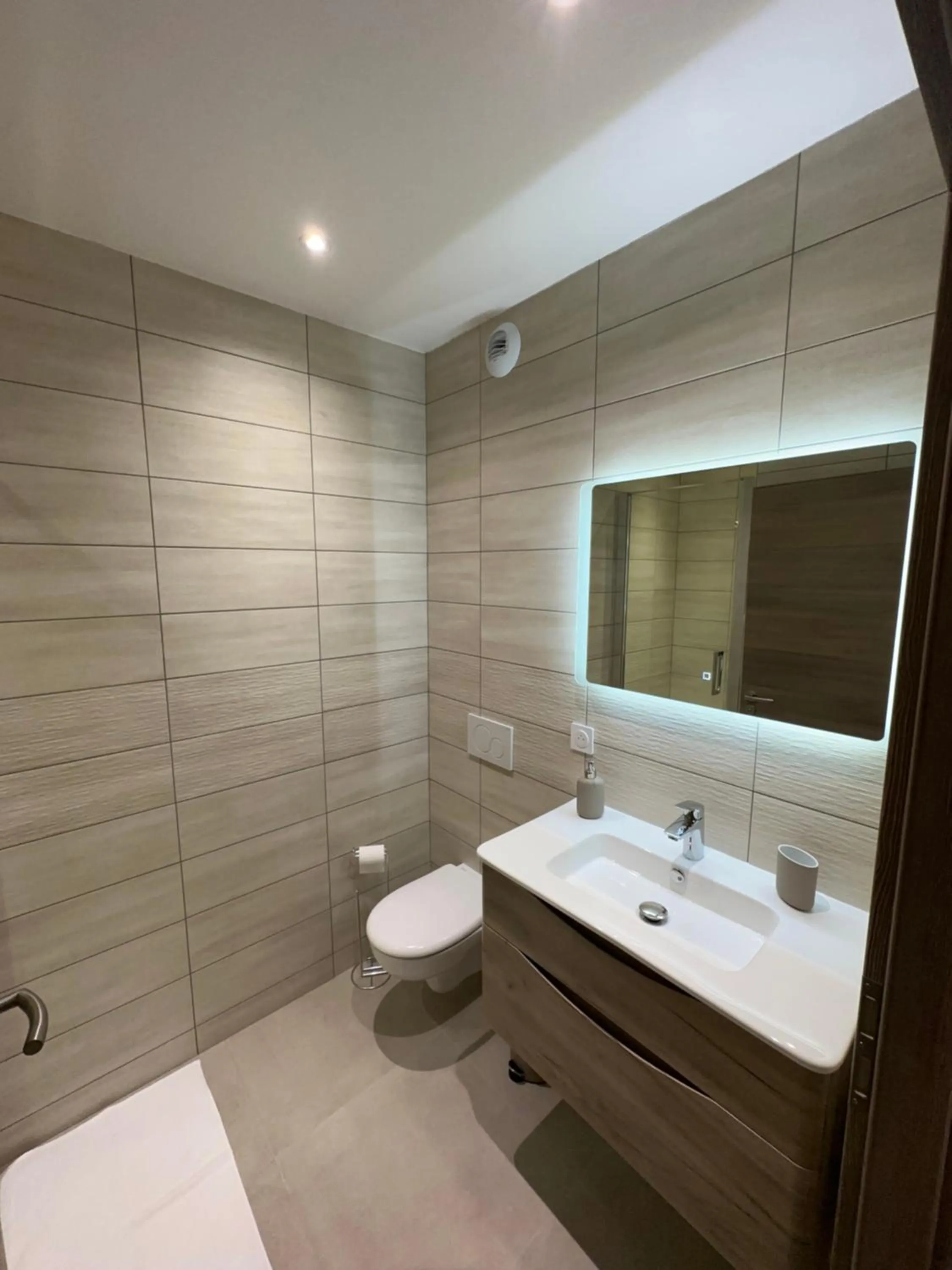 Toilet in Musieges Appart'Hôtel