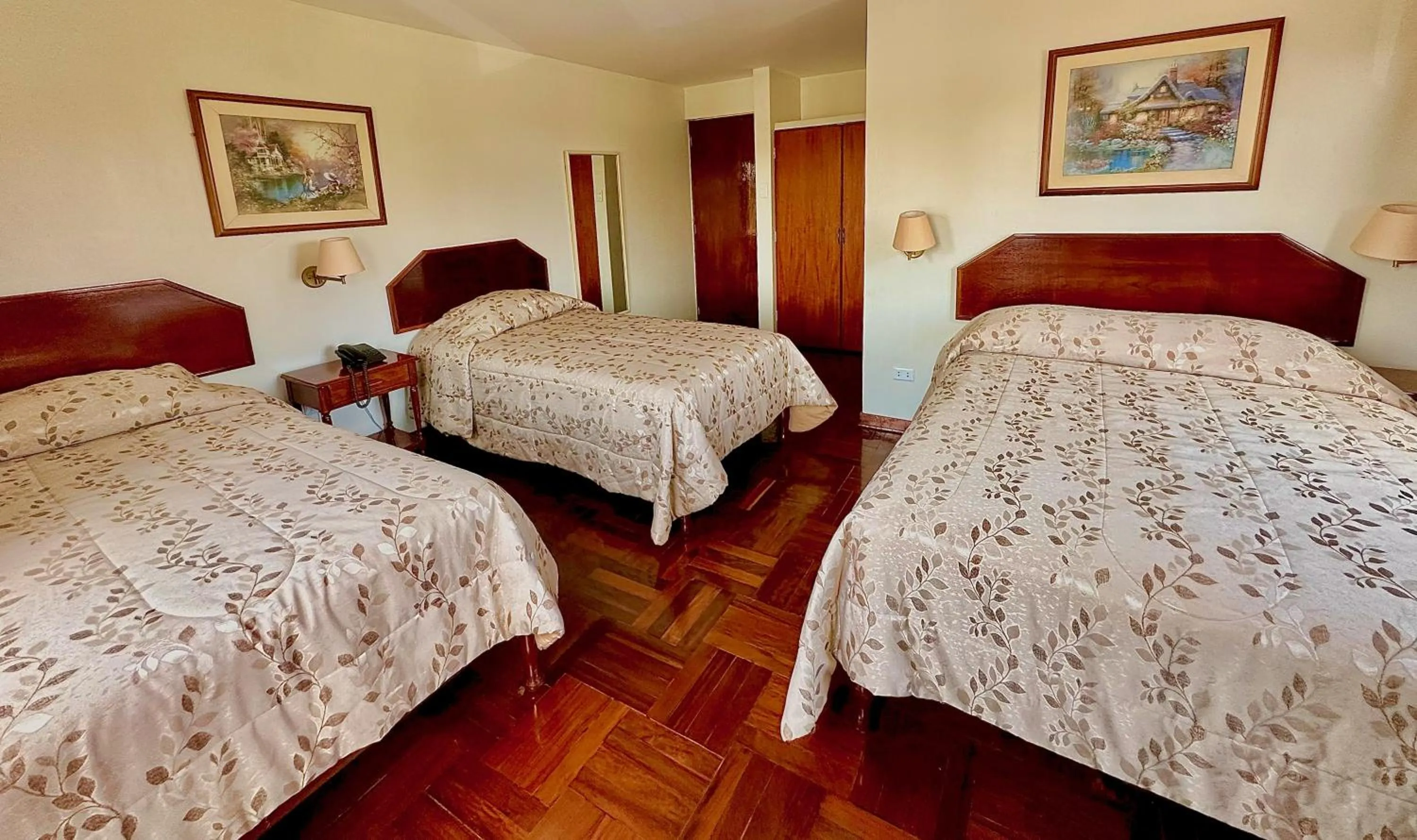 Bed in HOTEL SAN ANDRES ***