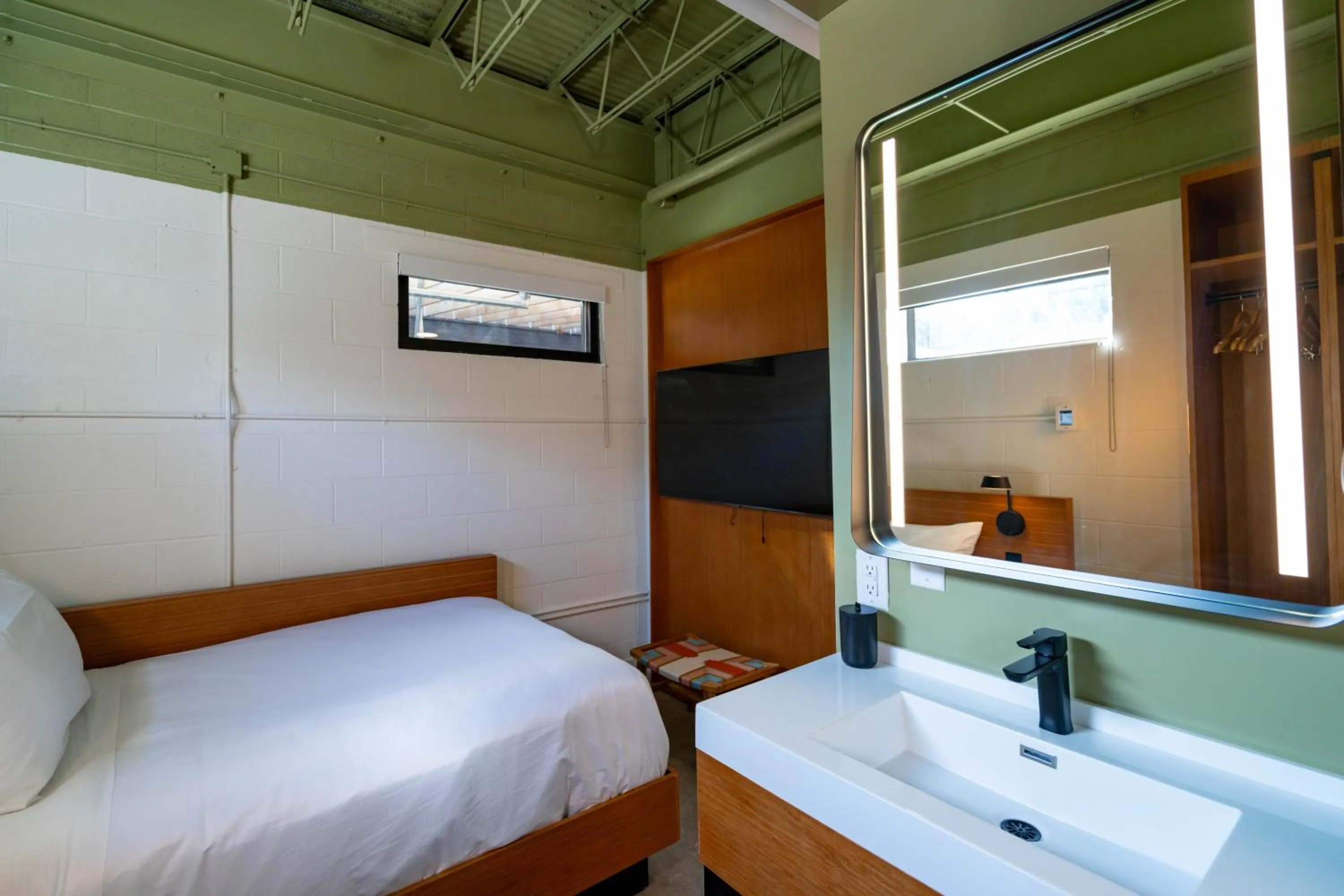 Bed in The Myriad Hotel Louisville, Tapestry Collection by Hilton