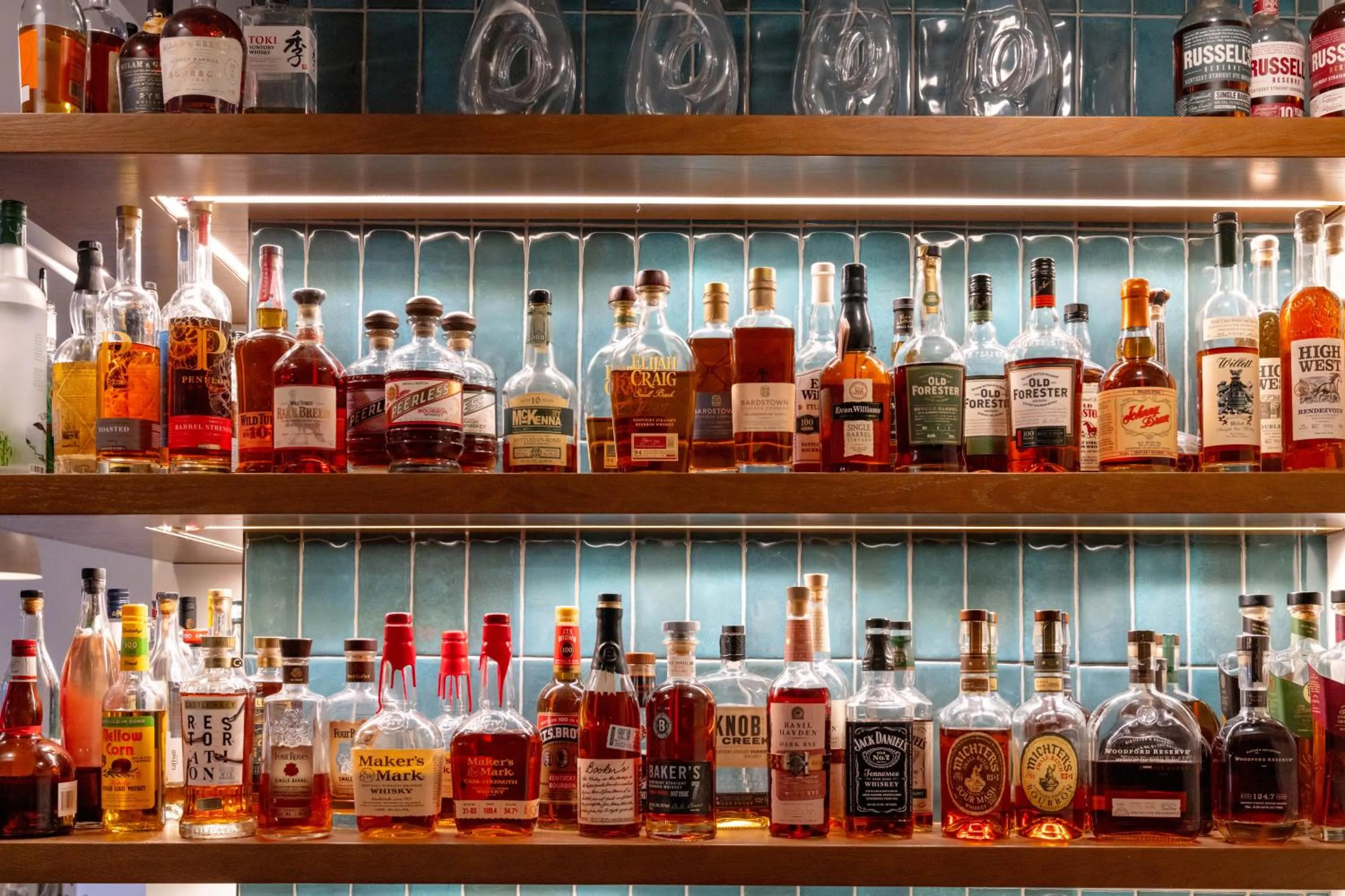 Lounge or bar in The Myriad Hotel Louisville, Tapestry Collection by Hilton