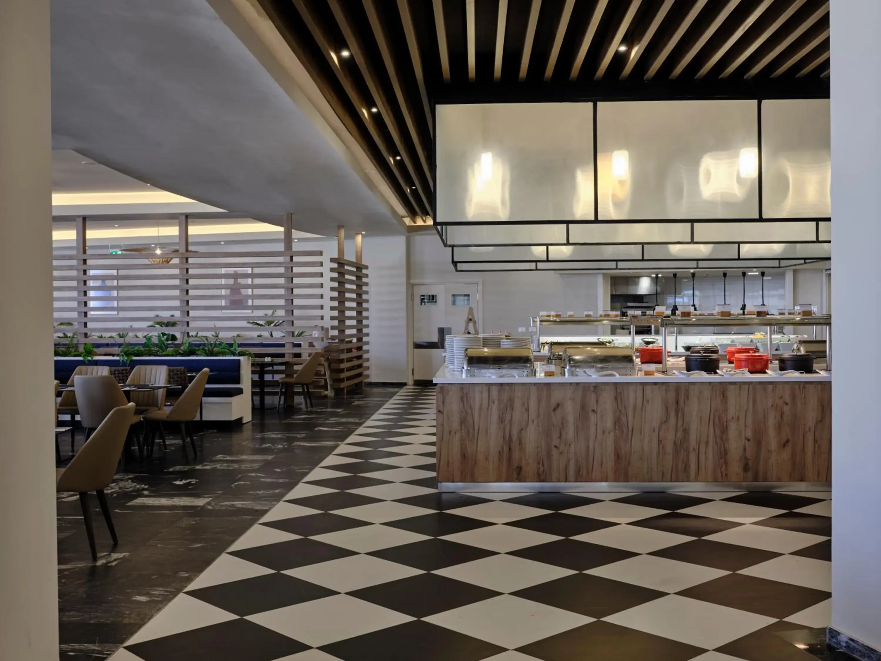 Restaurant/places to eat in Atlantica Ocean Beach Resort Restaurant/places to eat in Atlantica Ocean Beach Resort