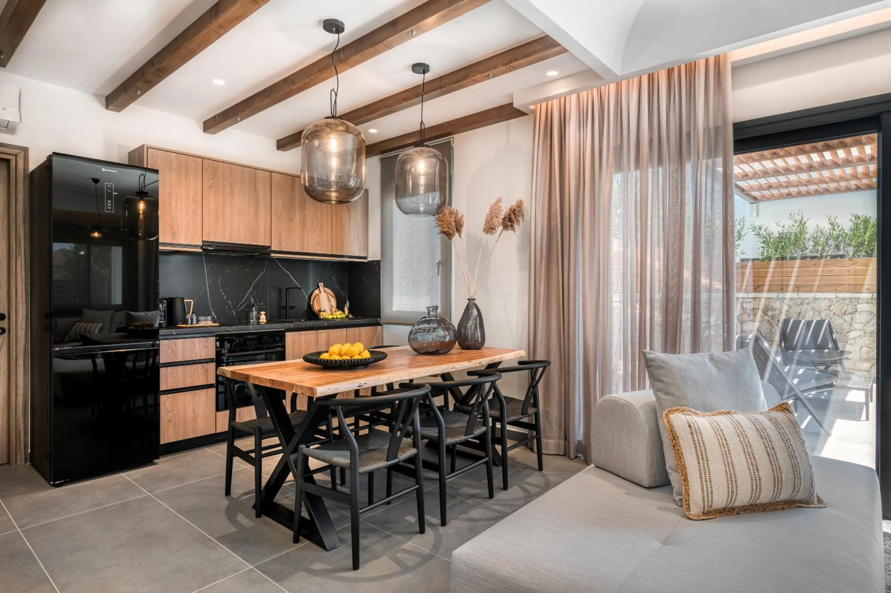 Kitchen or kitchenette in Sezian Boutique Homes and Villas