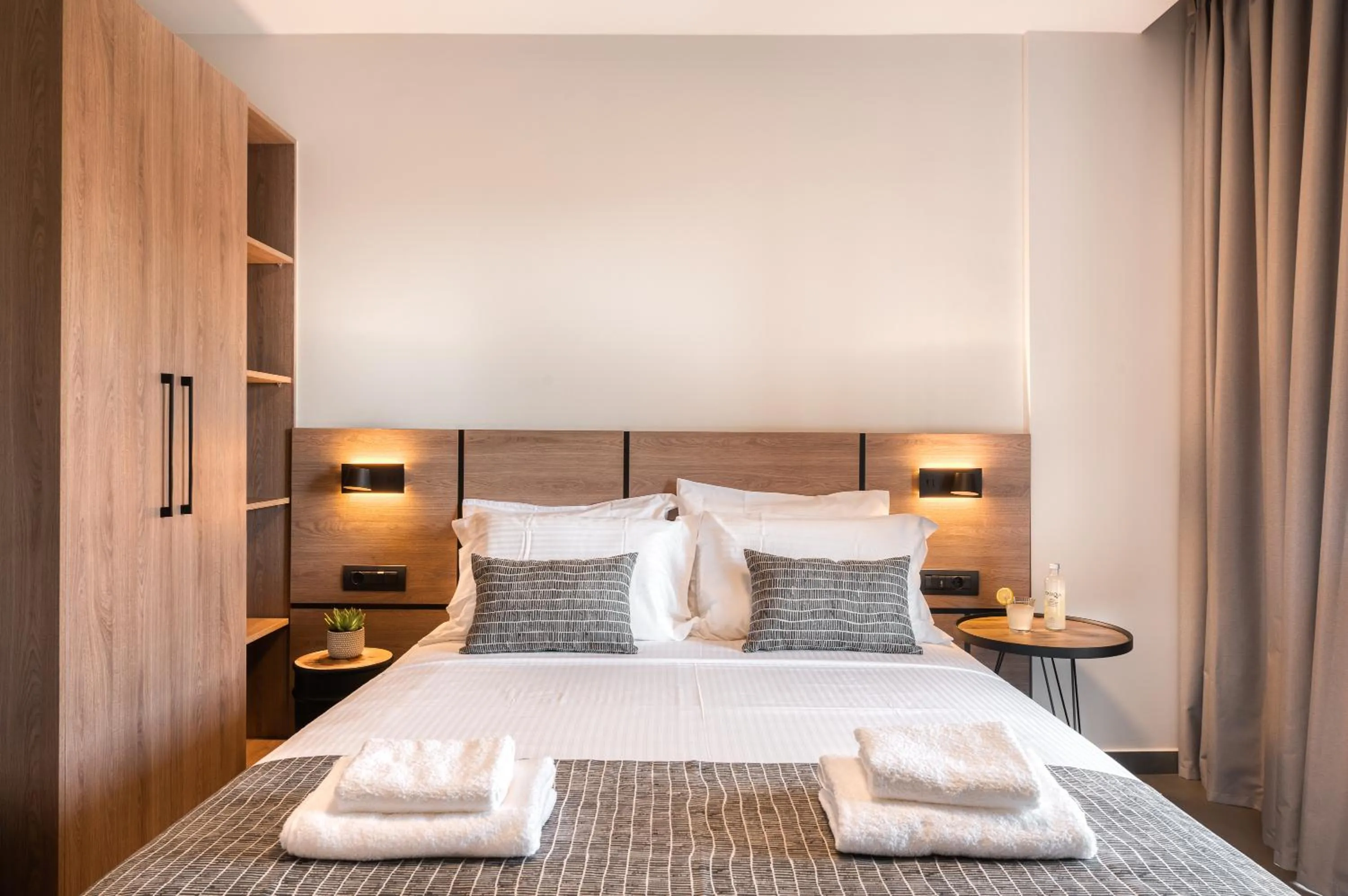 Bed in Sezian Boutique Homes and Villas