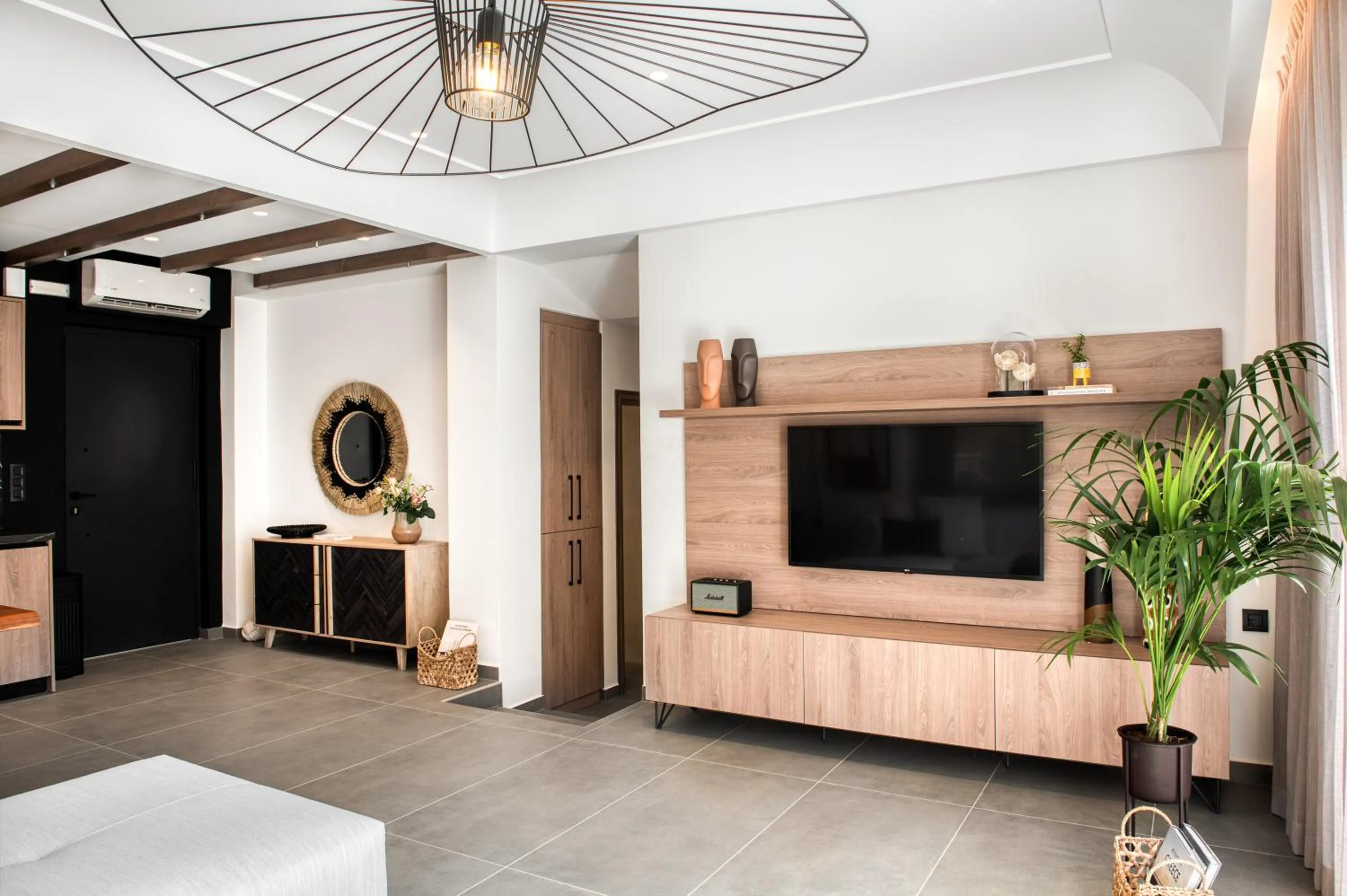 TV and multimedia in Sezian Boutique Homes and Villas