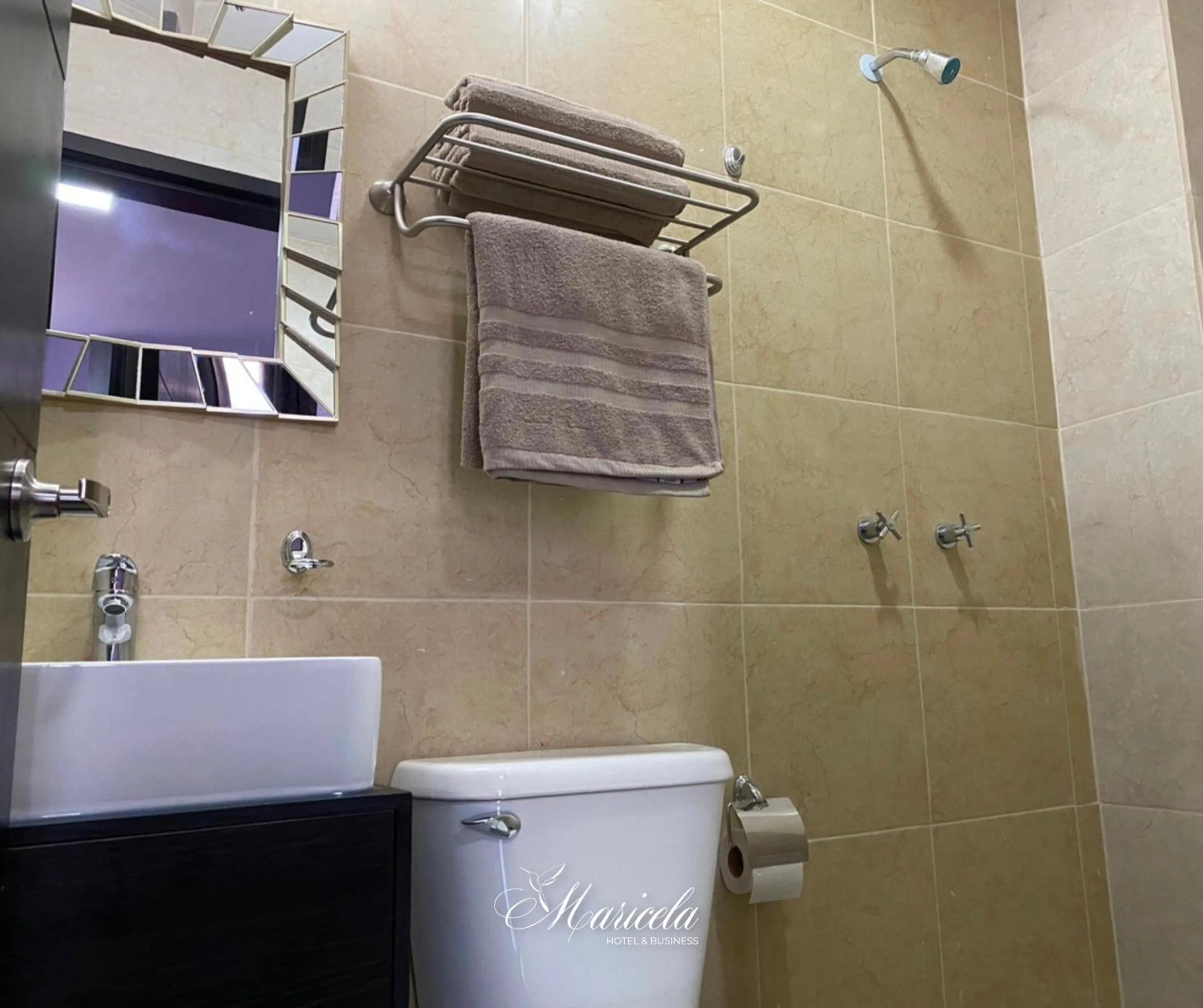 Shower in Hotel Maricela