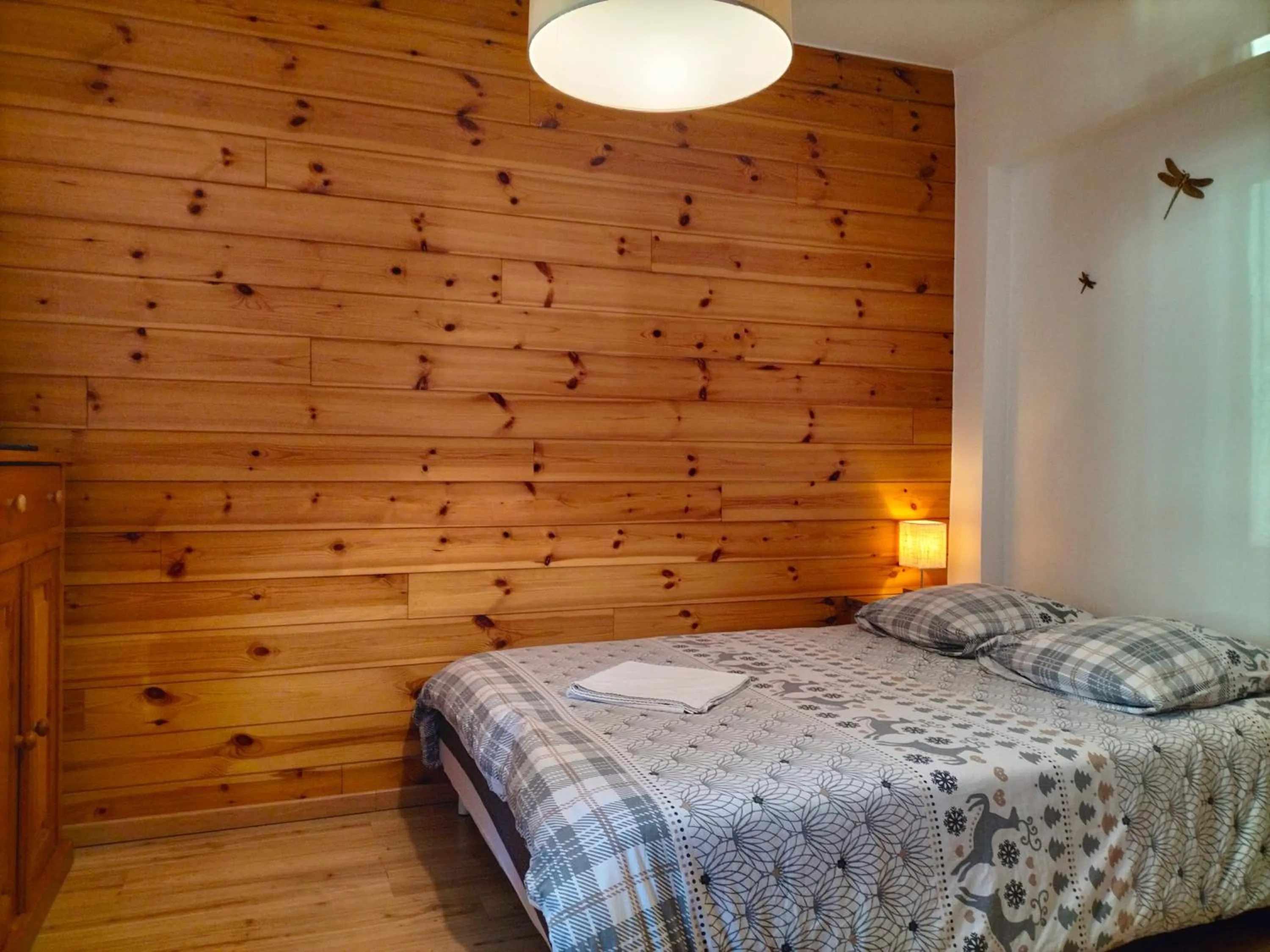 Bedroom, Bed in Auberge La maison de Catherine