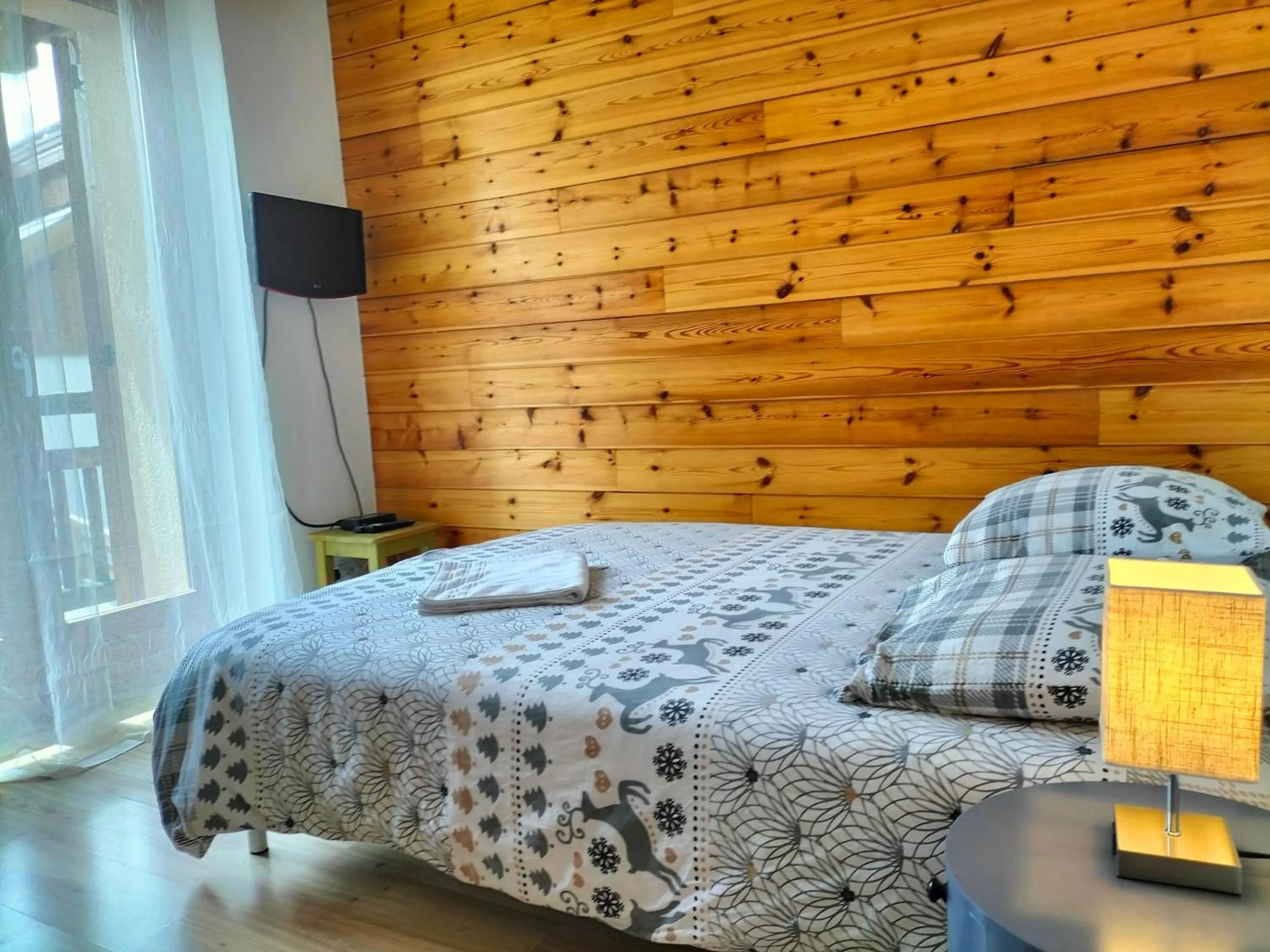 Bed in Auberge La maison de Catherine