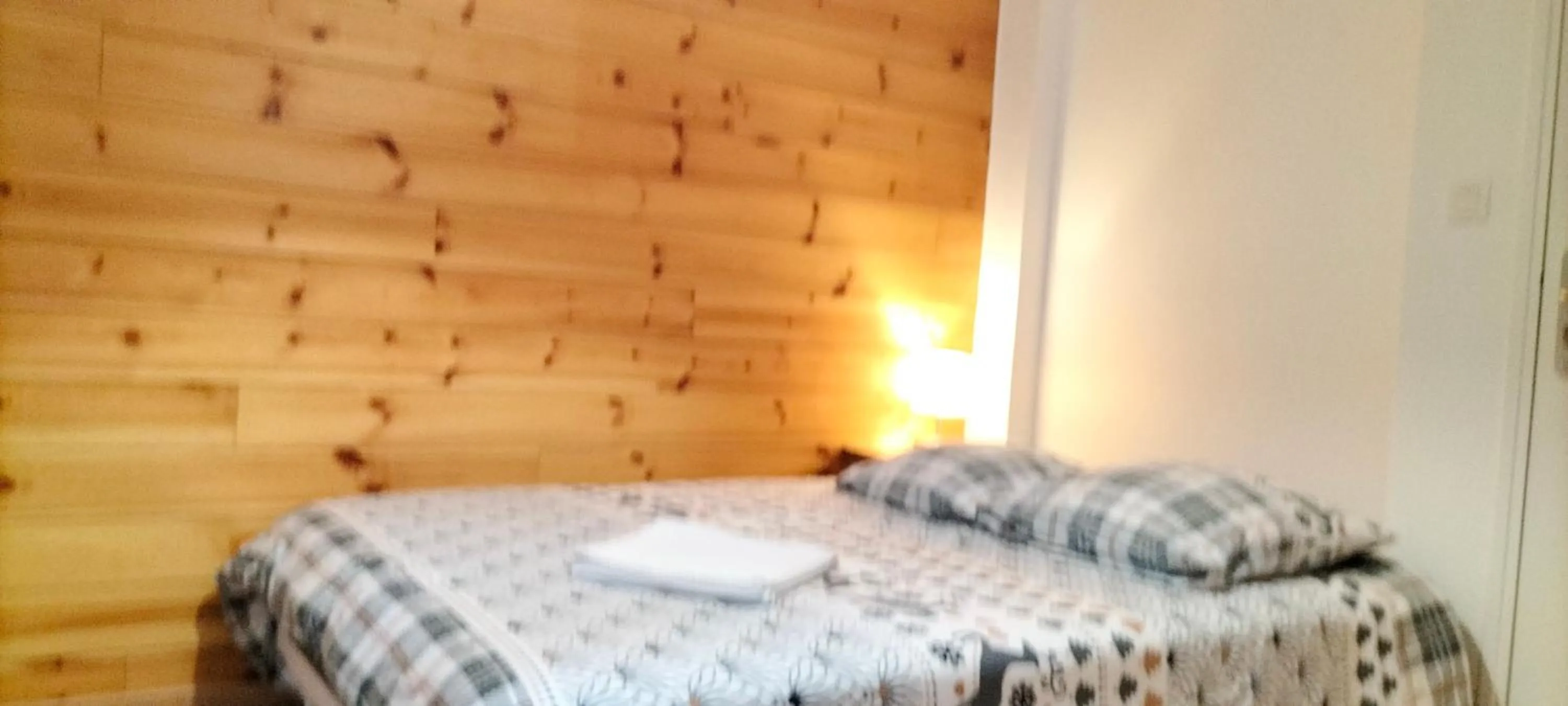 Bedroom, Bed in Auberge La maison de Catherine