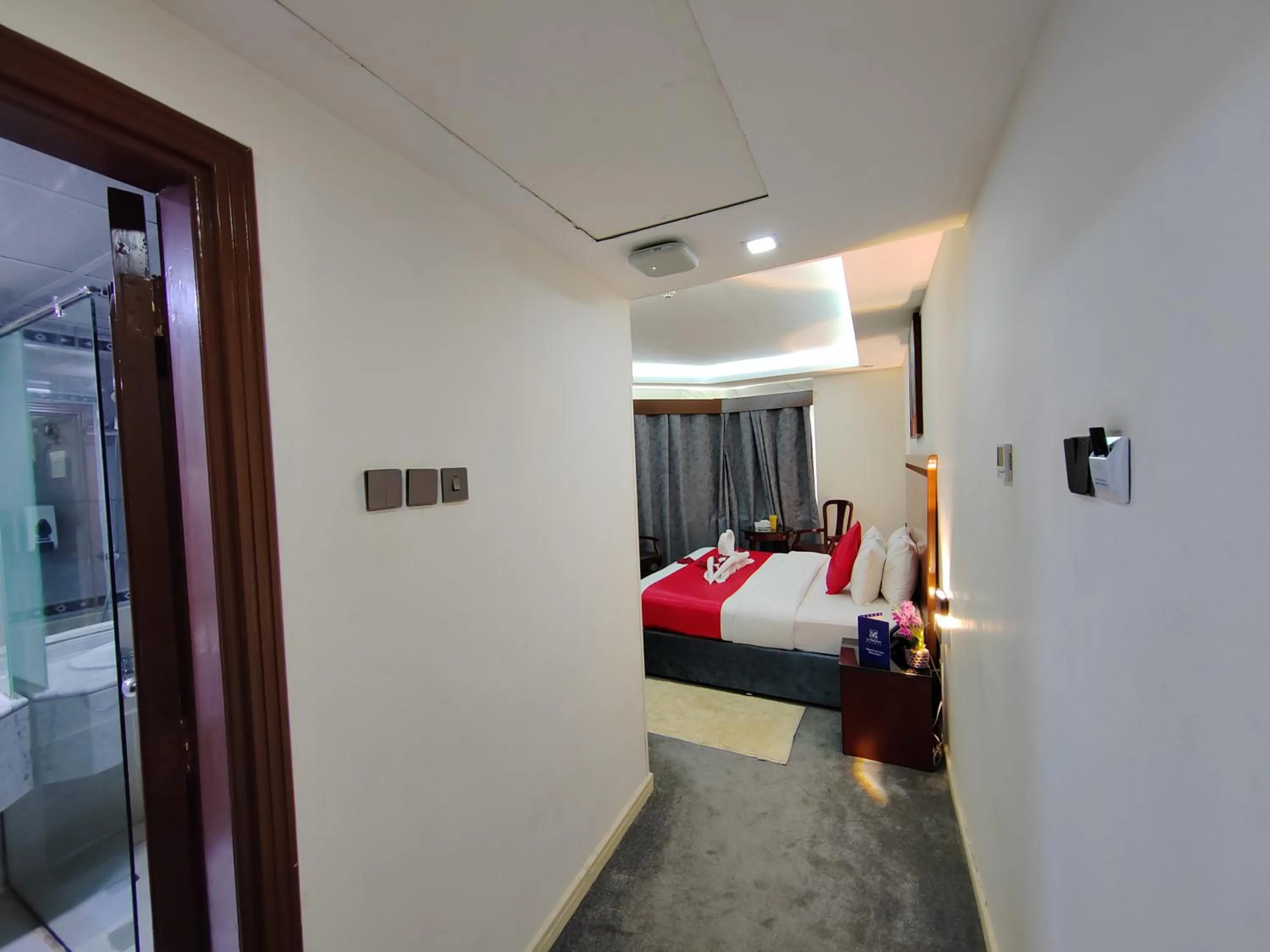 Bed in Le Paradise Palace Hotel Deira Dubai Al Rigga