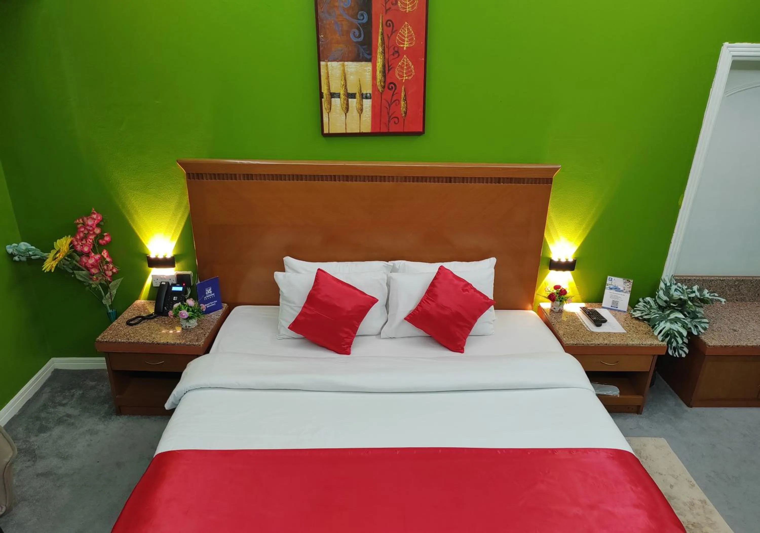 Bed in Le Paradise Palace Hotel Deira Dubai Al Rigga