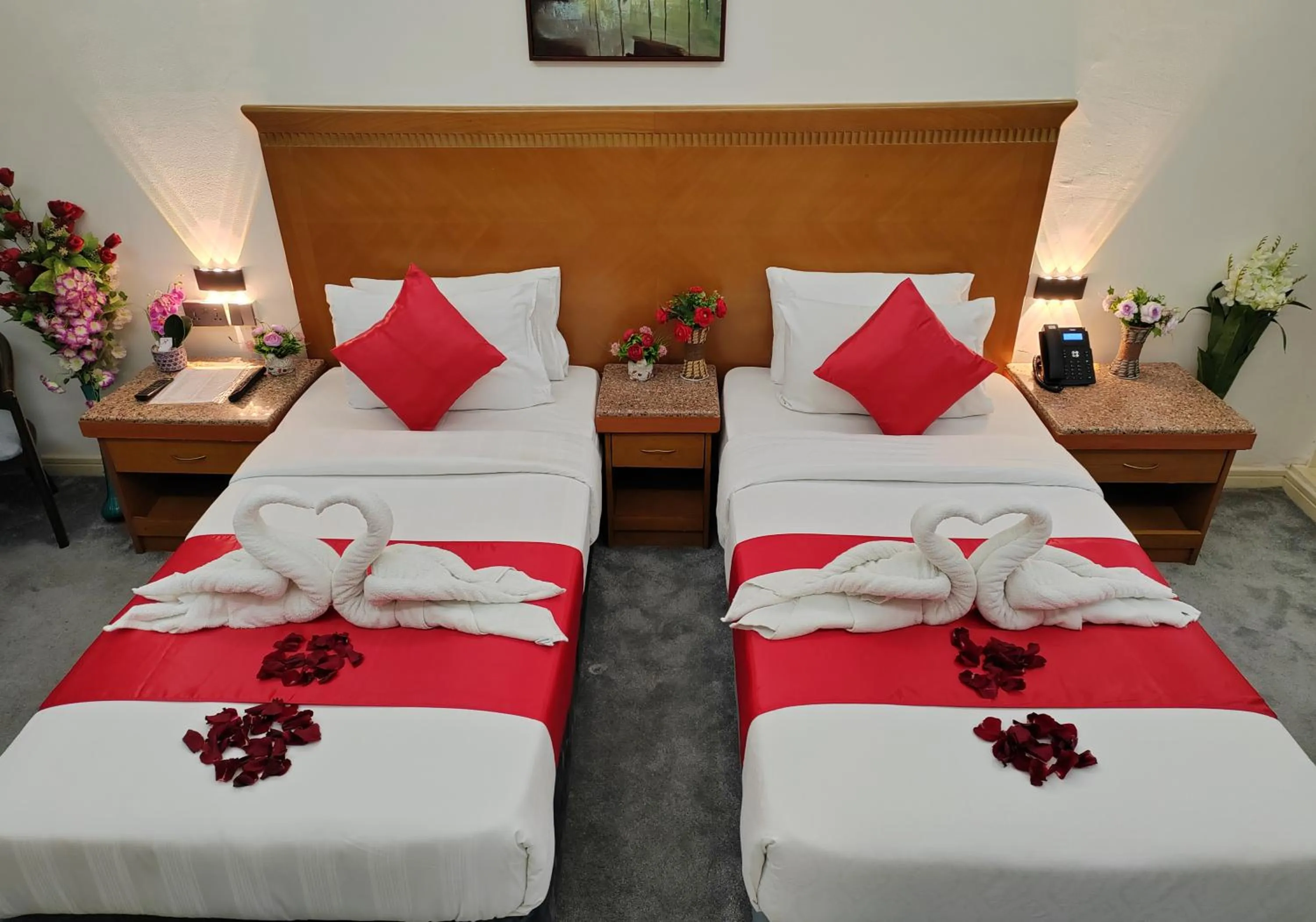 Bed in Le Paradise Palace Hotel Deira Dubai Al Rigga