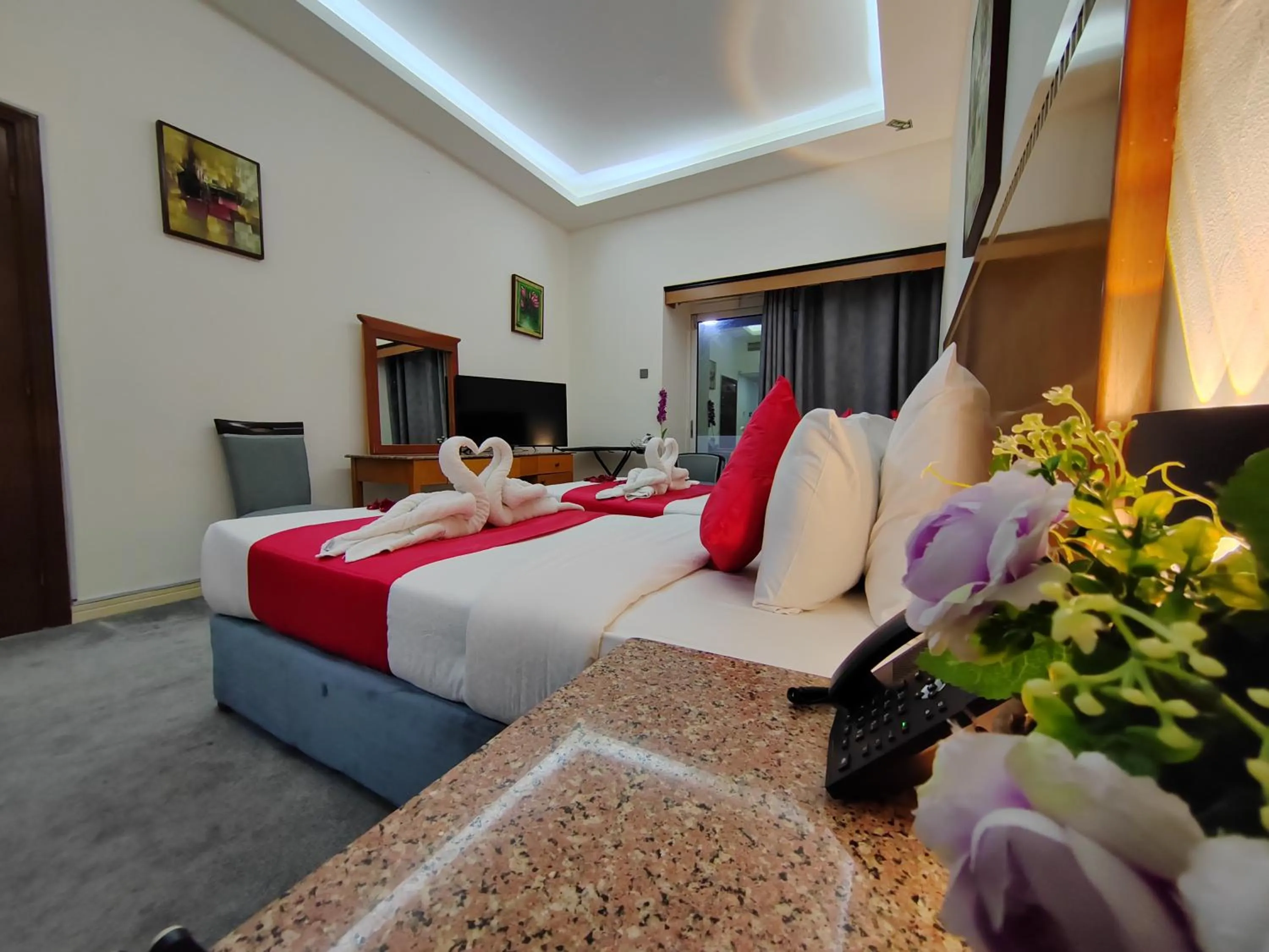 Bed in Le Paradise Palace Hotel Deira Dubai Al Rigga