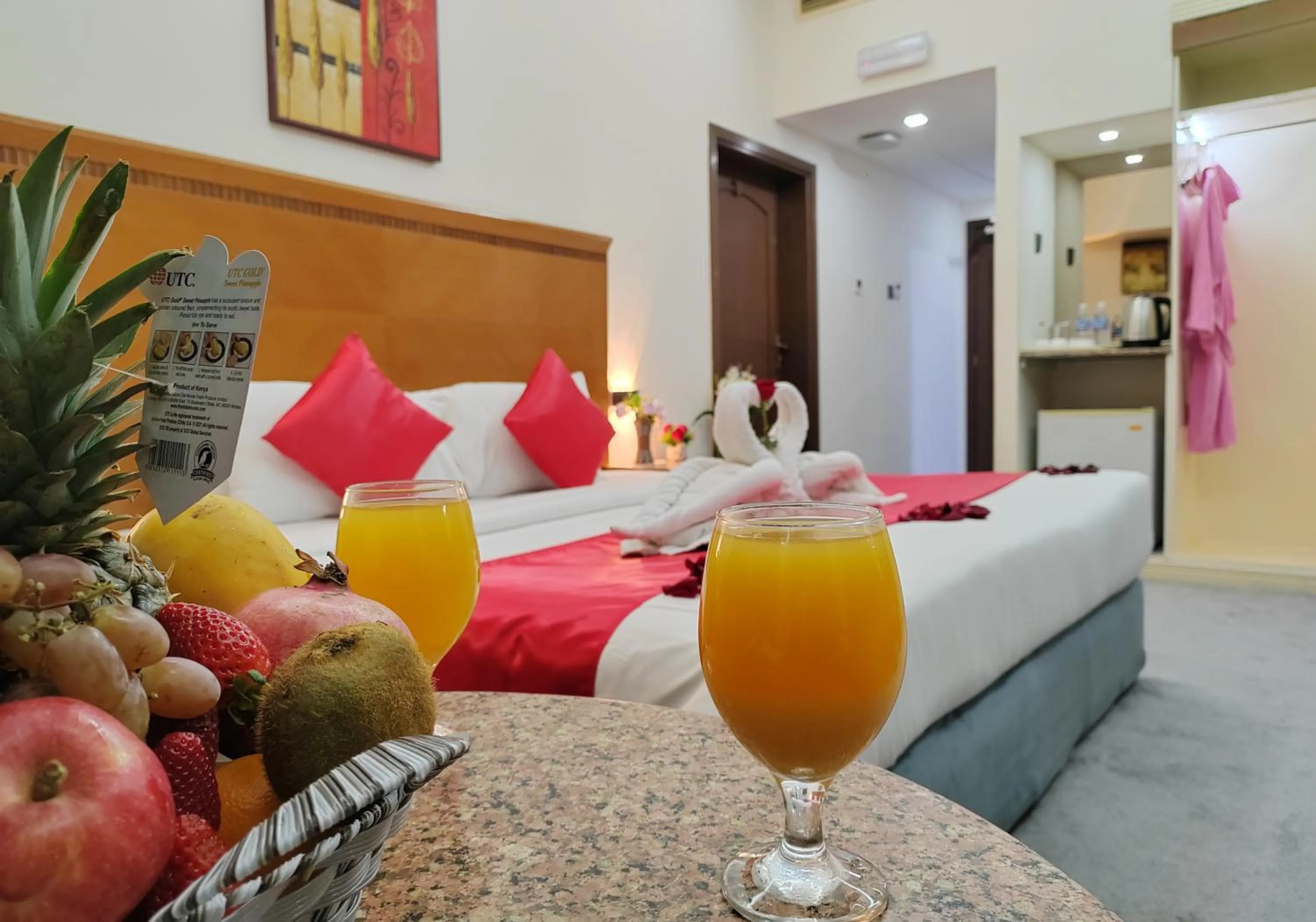 Bed in Le Paradise Palace Hotel Deira Dubai Al Rigga