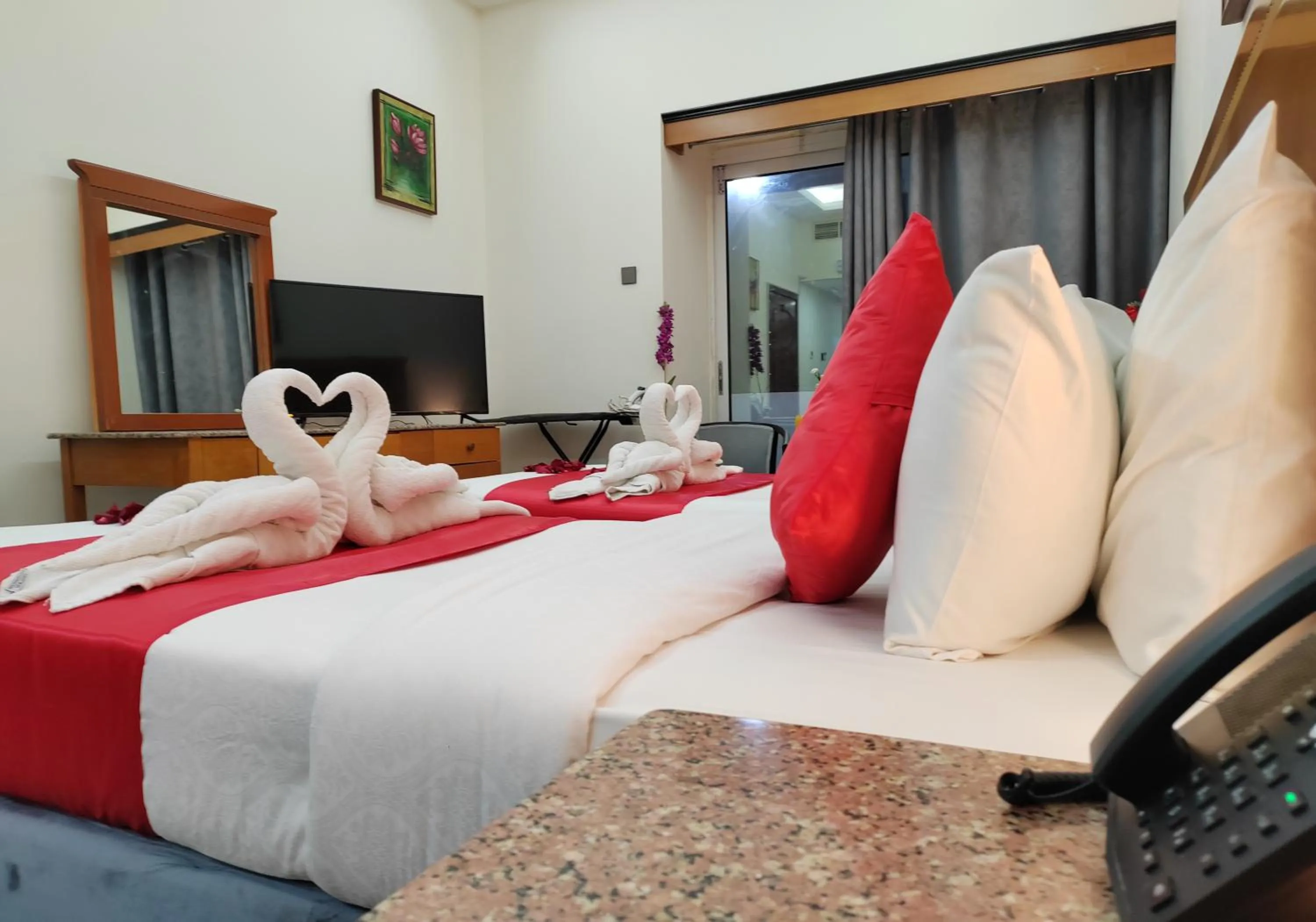 Bed in Le Paradise Palace Hotel Deira Dubai Al Rigga