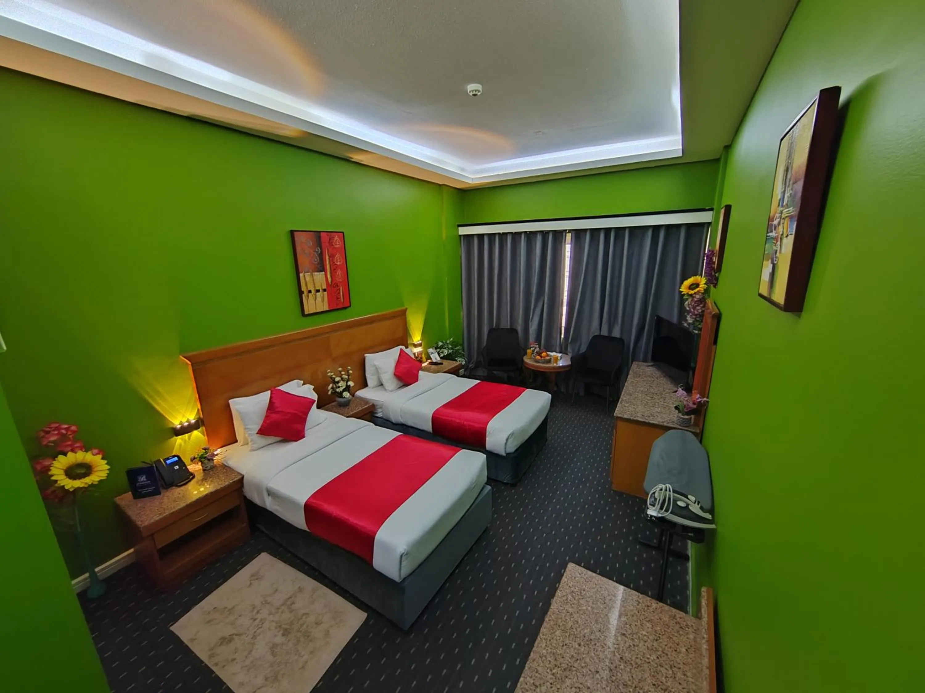 Bed in Le Paradise Palace Hotel Deira Dubai Al Rigga