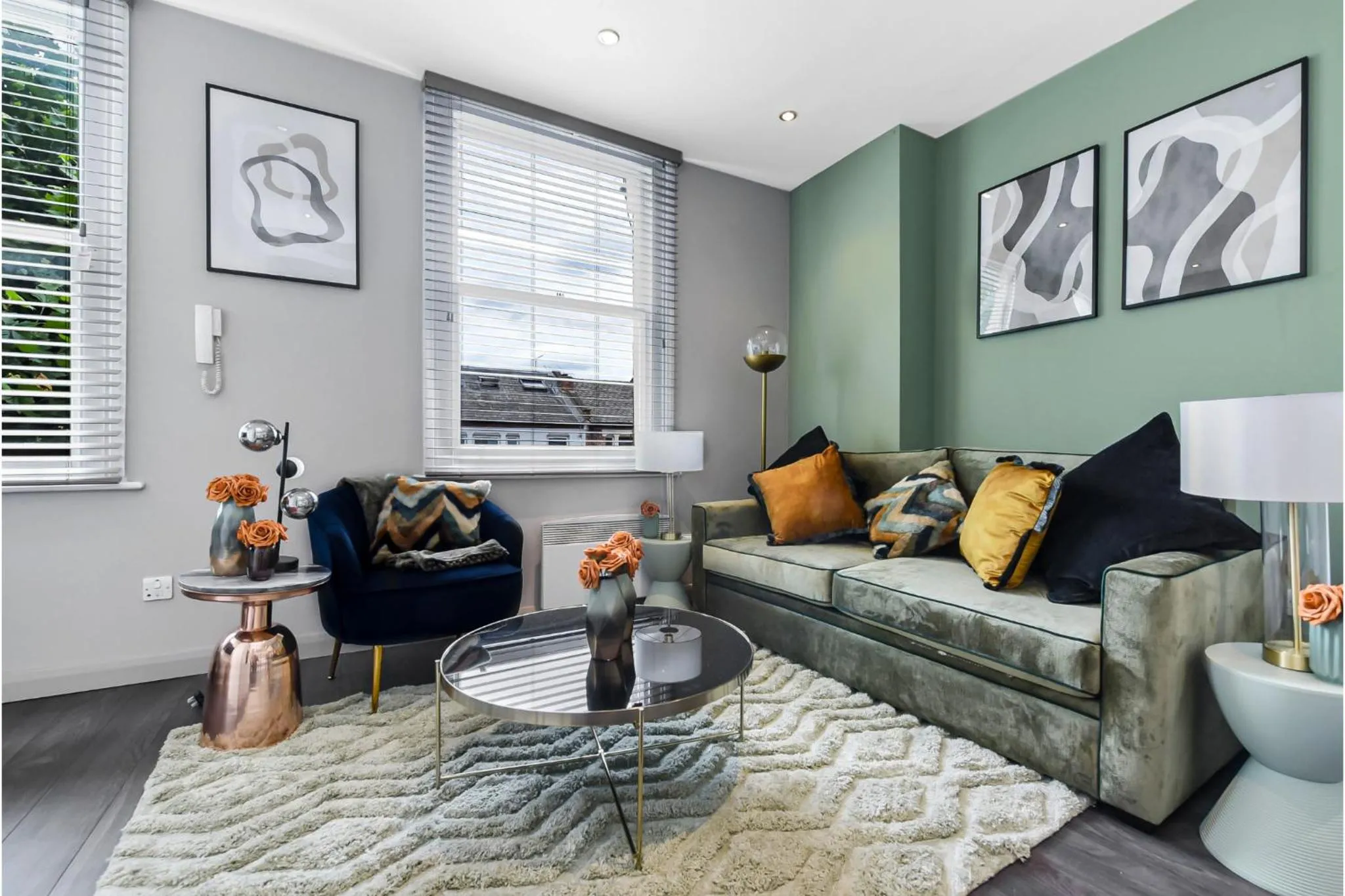 Living room in Newly Renovated 1 BDR Flat - Central Location
