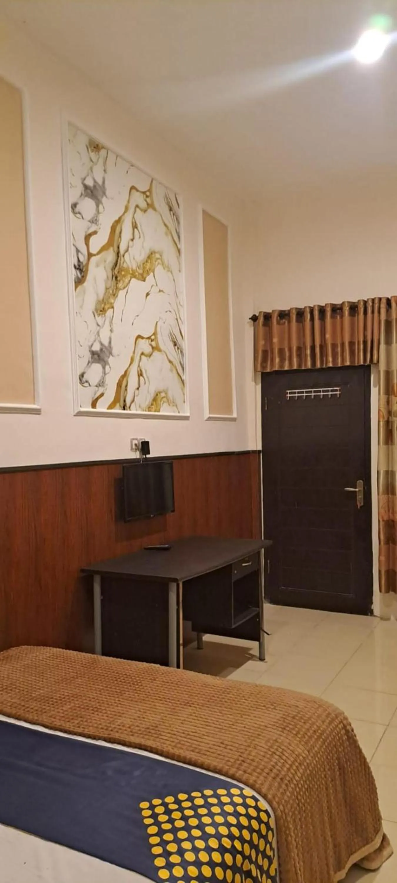 wardrobe, Bed in Bintang Khanida Syari'ah