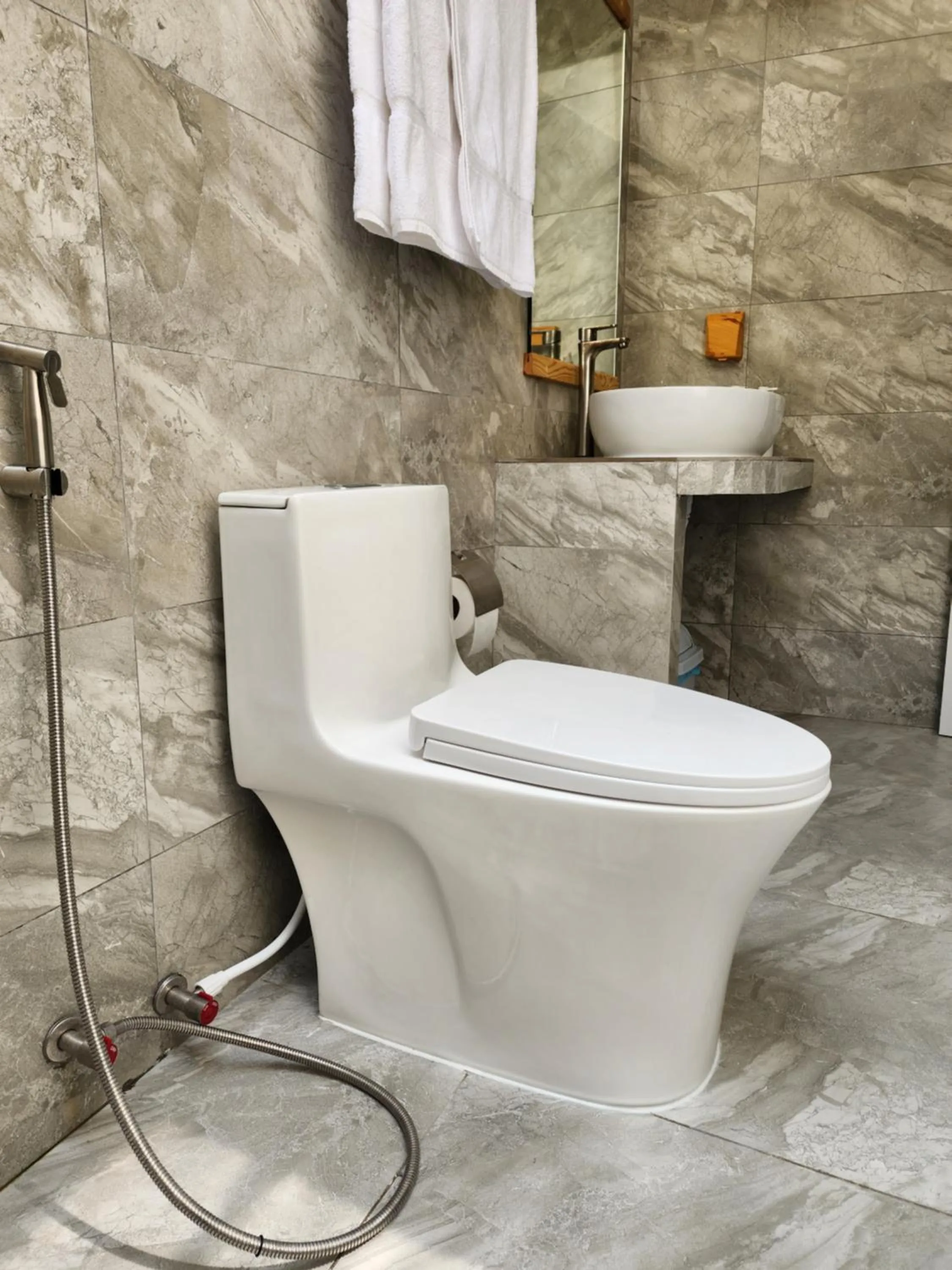 Toilet in Dhigurah Dhonveli Boutique