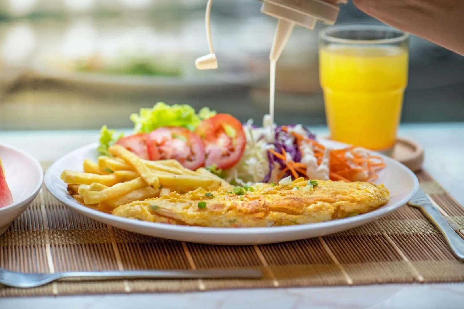 Breakfast in De Lux Bangkok Hotel