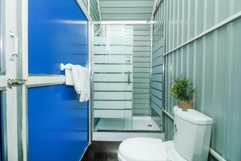 A4 Hostel Colombo INTL Airport Lounge - By A4 Transit Hub-Free Shuttle Pick Up & Drop 24HRS