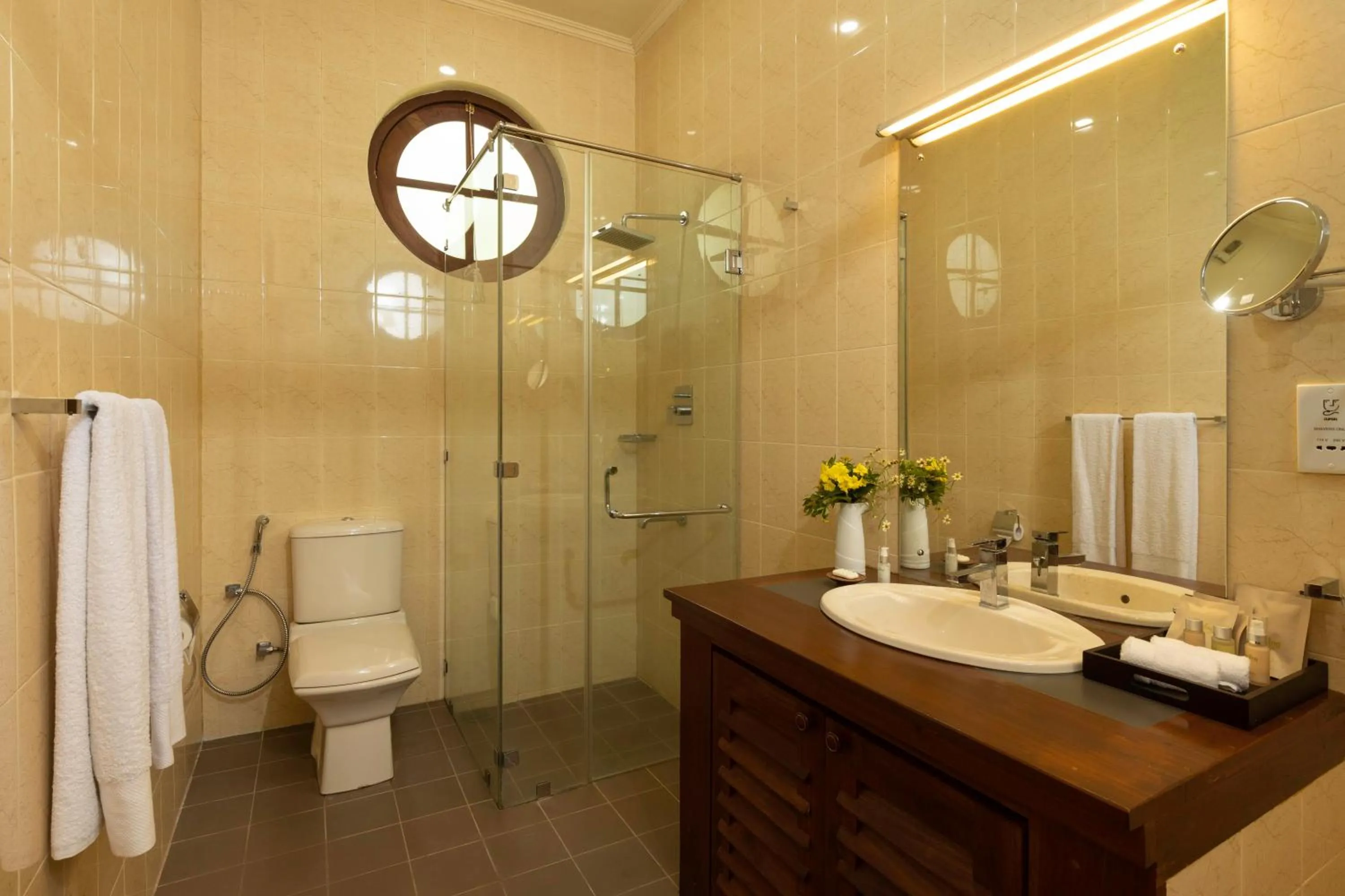 Bathroom in Jetwing Hoffmann Bungalow