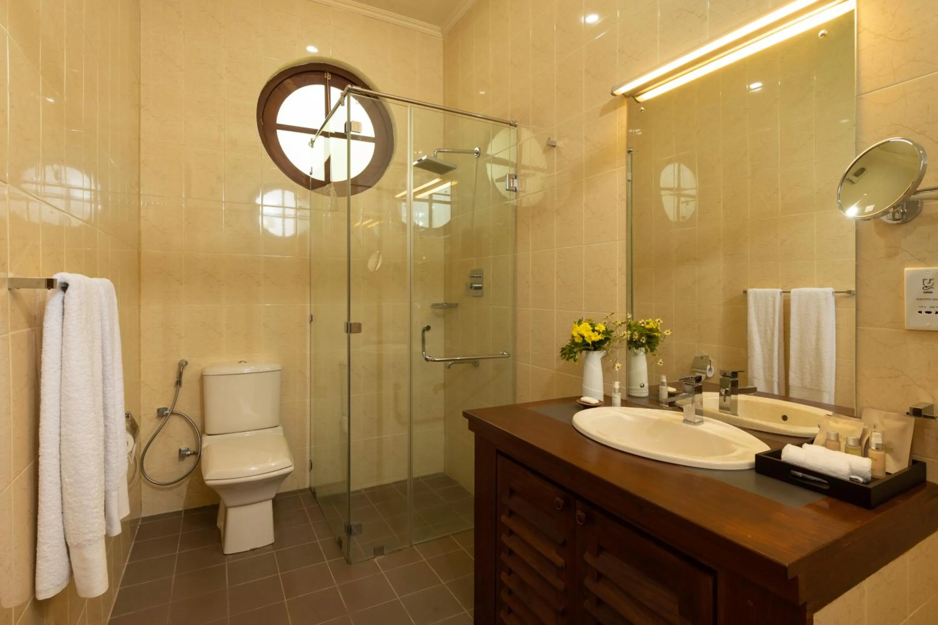 Bathroom in Jetwing Hoffmann Bungalow