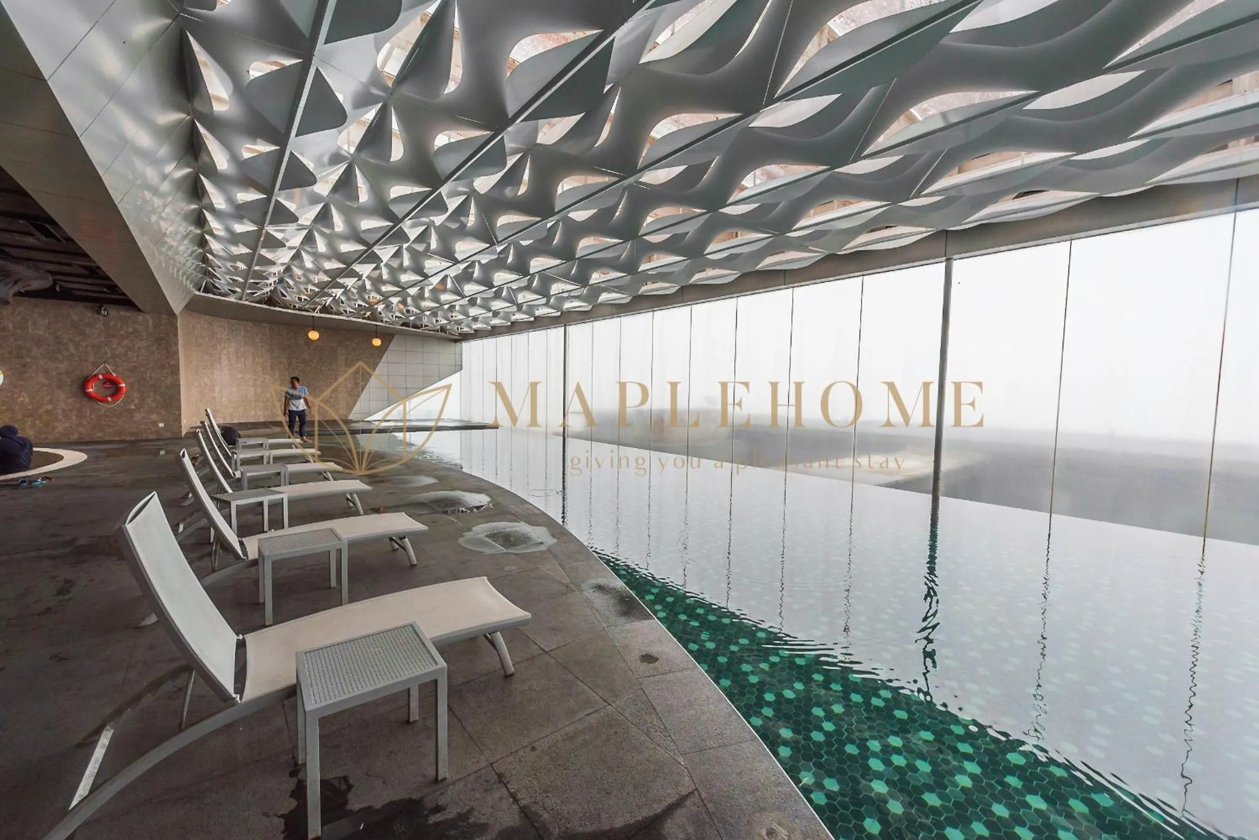 Swimming pool in Ion Delemon Premier Suites Genting Highlands