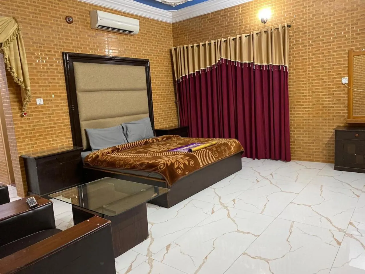 Bed in Kashmir lodge