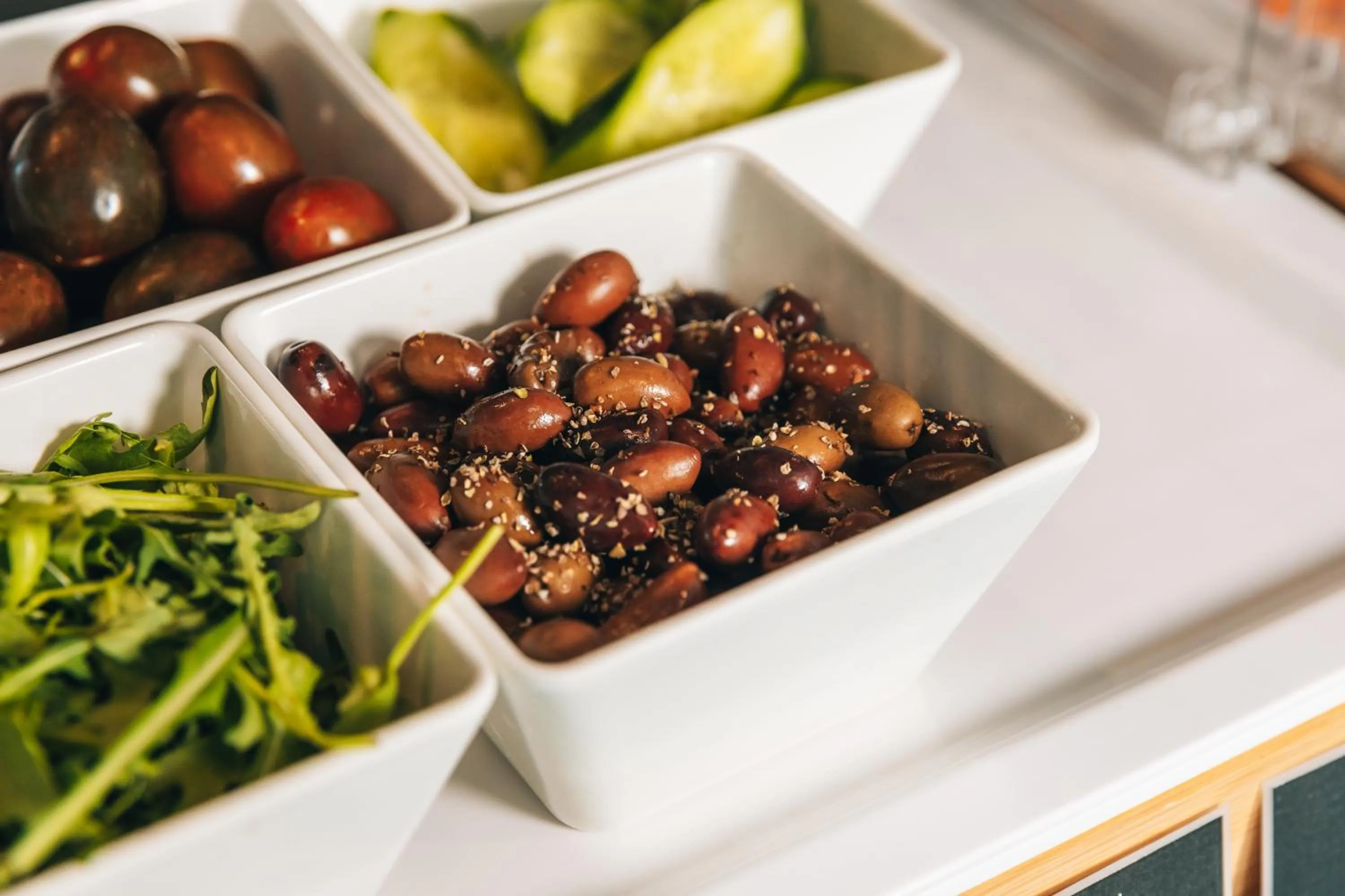 Food and drinks in Regency Boutique Hotel Holiday Suites