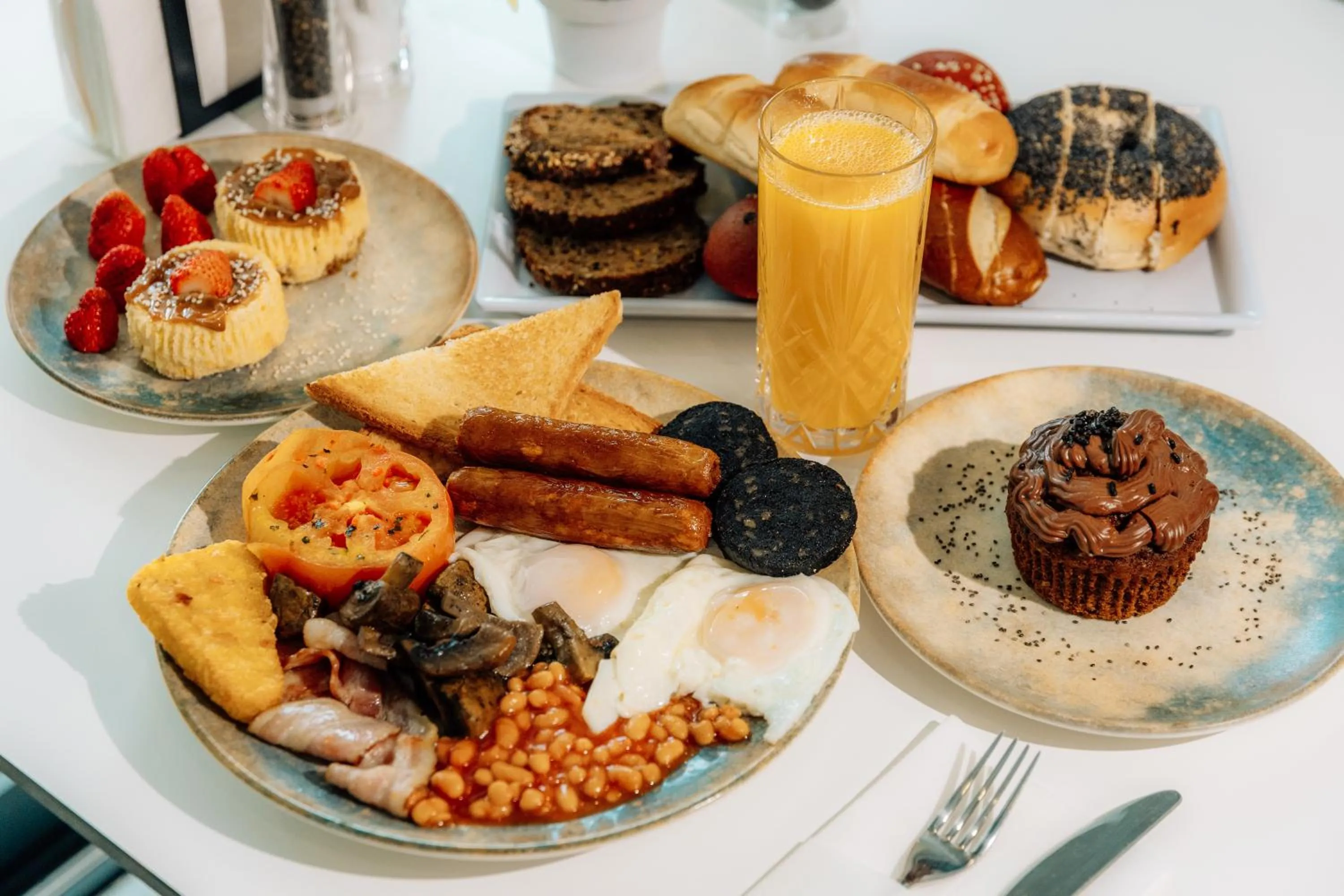 Buffet breakfast in Regency Boutique Hotel Holiday Suites